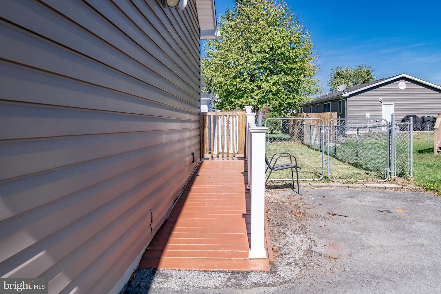 107 GOLDEN POND CIR, STEPHENS CITY, Virginia 22655, 3 Bedrooms Bedrooms, ,2 BathroomsBathrooms,Residential,For sale,107 GOLDEN POND CIR,VAFV2037128 MLS # VAFV2037128