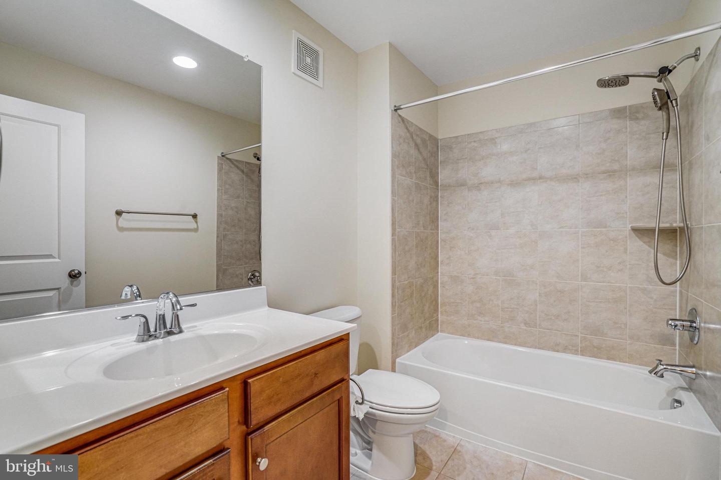 3941 OLD DOMINION BLVD, ALEXANDRIA, Virginia 22305, 3 Bedrooms Bedrooms, ,2 BathroomsBathrooms,Residential,For sale,3941 OLD DOMINION BLVD,VAAX2050402 MLS # VAAX2050402