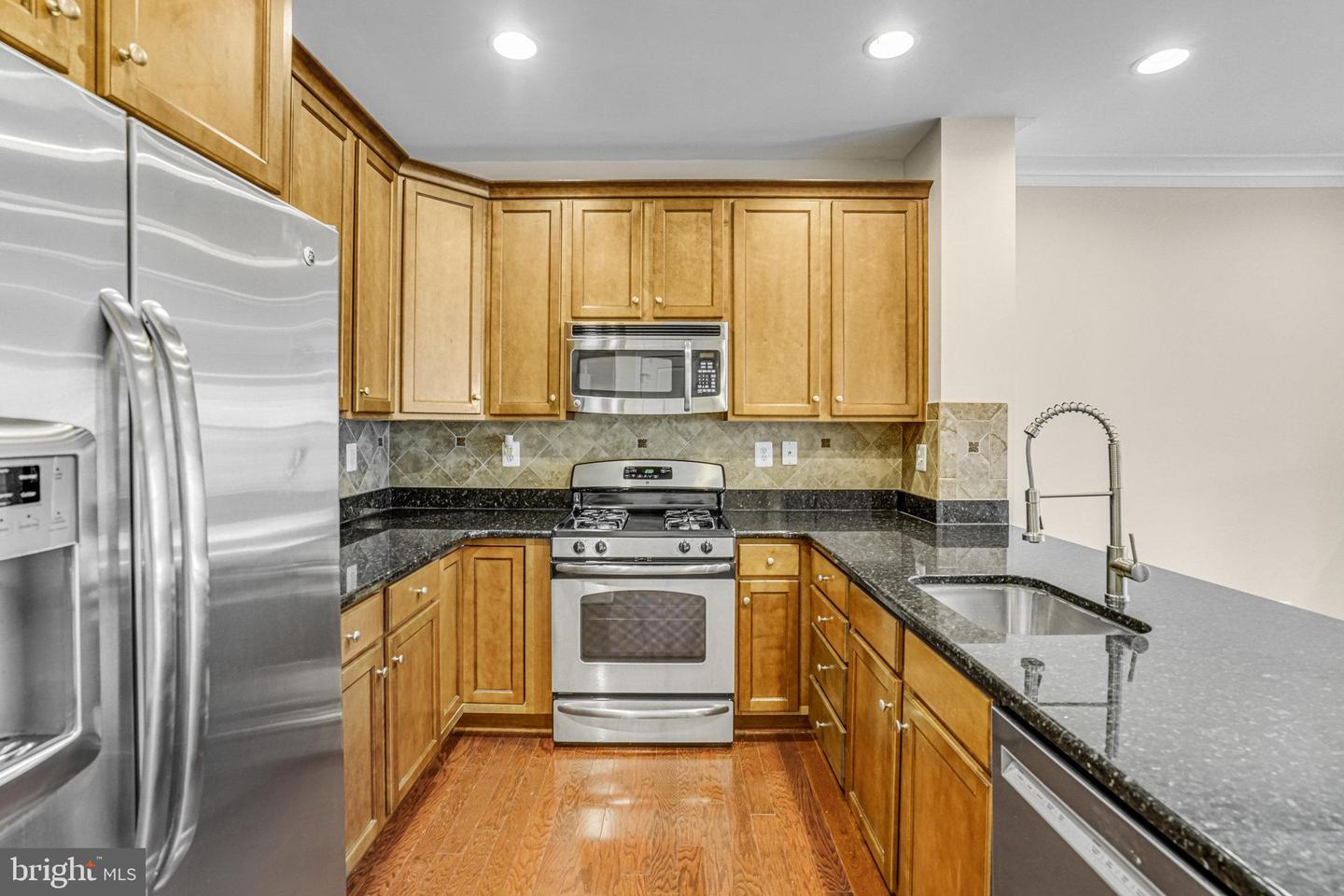 3941 OLD DOMINION BLVD, ALEXANDRIA, Virginia 22305, 3 Bedrooms Bedrooms, ,2 BathroomsBathrooms,Residential,For sale,3941 OLD DOMINION BLVD,VAAX2050402 MLS # VAAX2050402