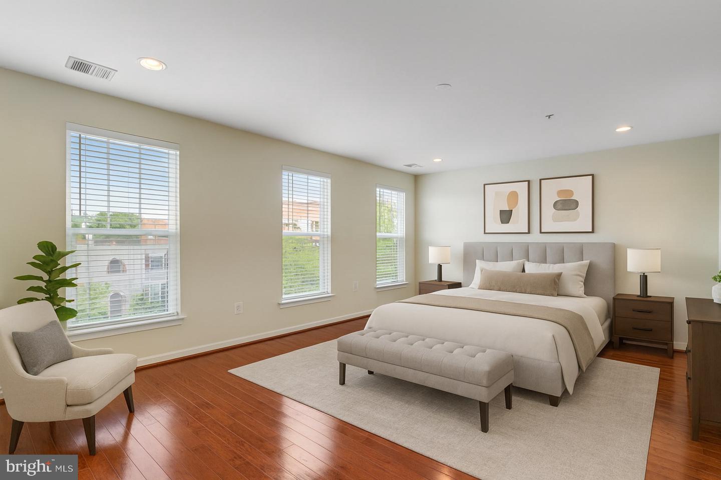 3941 OLD DOMINION BLVD, ALEXANDRIA, Virginia 22305, 3 Bedrooms Bedrooms, ,2 BathroomsBathrooms,Residential,For sale,3941 OLD DOMINION BLVD,VAAX2050402 MLS # VAAX2050402