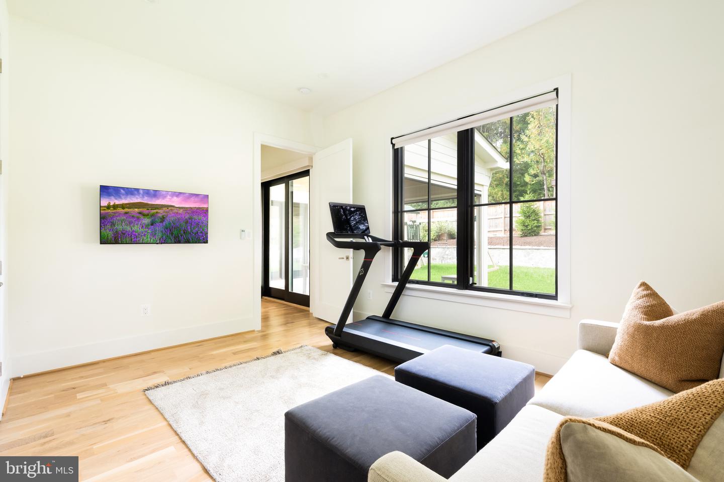 4283 38TH ST N, ARLINGTON, Virginia 22207, 6 Bedrooms Bedrooms, ,6 BathroomsBathrooms,Residential,For sale,4283 38TH ST N,VAAR2064388 MLS # VAAR2064388
