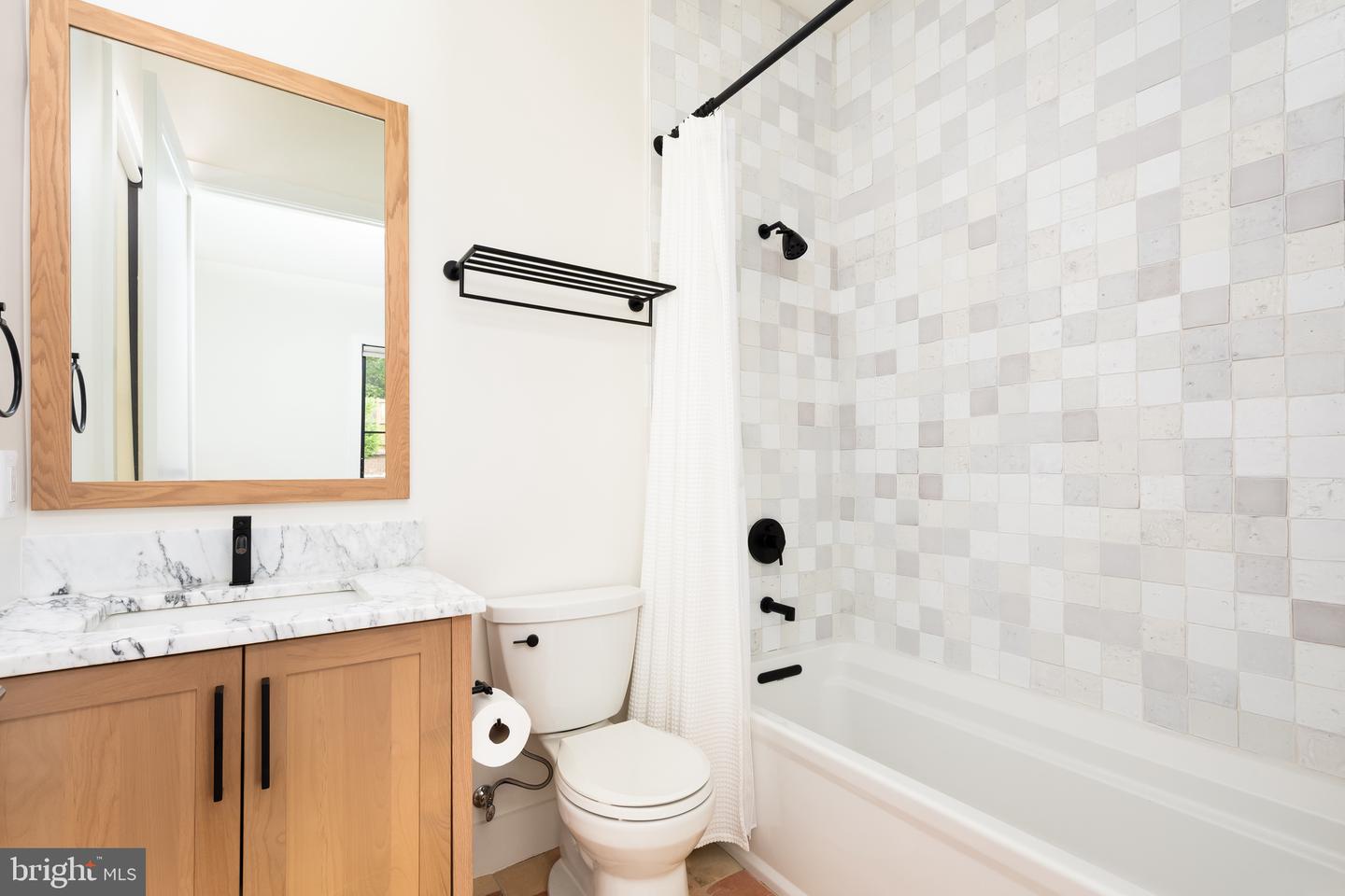 4283 38TH ST N, ARLINGTON, Virginia 22207, 6 Bedrooms Bedrooms, ,6 BathroomsBathrooms,Residential,For sale,4283 38TH ST N,VAAR2064388 MLS # VAAR2064388