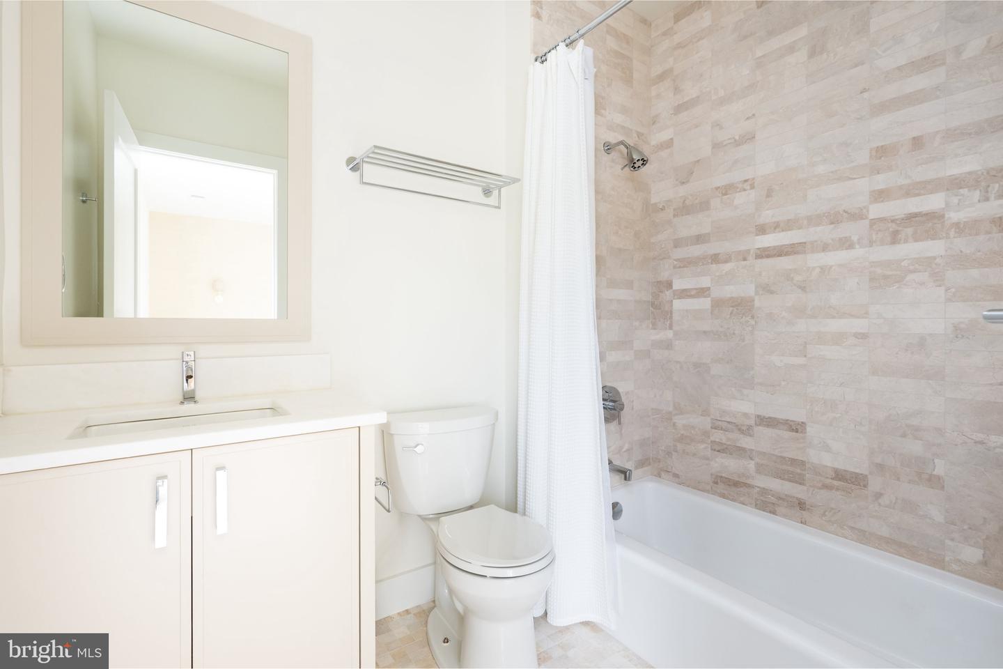 4283 38TH ST N, ARLINGTON, Virginia 22207, 6 Bedrooms Bedrooms, ,6 BathroomsBathrooms,Residential,For sale,4283 38TH ST N,VAAR2064388 MLS # VAAR2064388