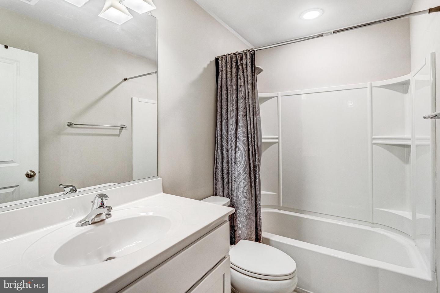 5620 FINLEY ROSE CT, FREDERICKSBURG, Virginia 22407, 3 Bedrooms Bedrooms, ,2 BathroomsBathrooms,Residential,For sale,5620 FINLEY ROSE CT,VASP2036616 MLS # VASP2036616