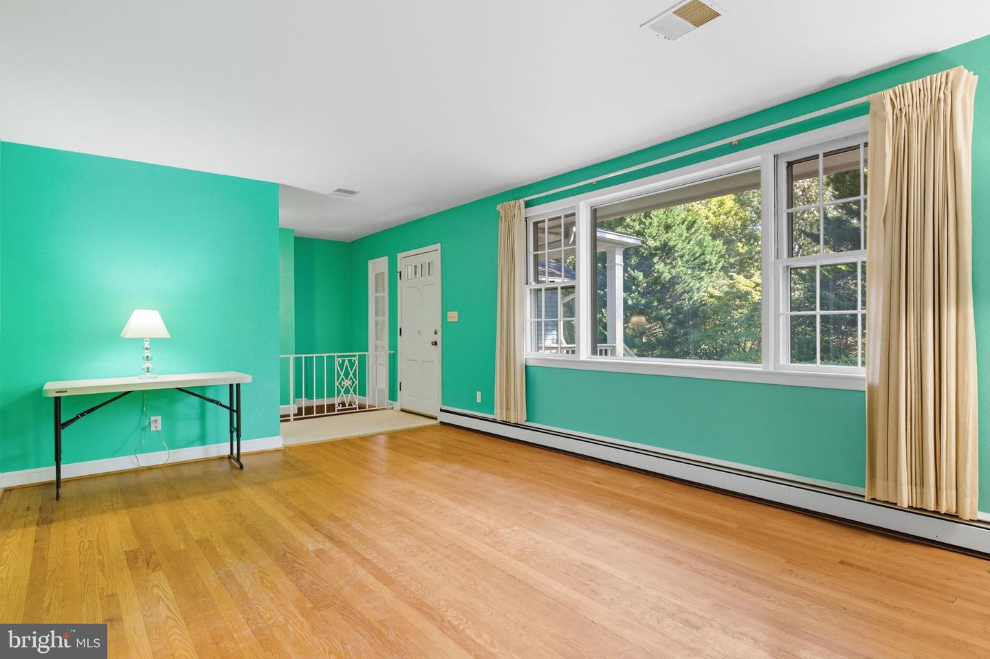 4208 DUNCAN DR, ANNANDALE, Virginia 22003, 5 Bedrooms Bedrooms, ,3 BathroomsBathrooms,Residential,For sale,4208 DUNCAN DR,VAFX2272354 MLS # VAFX2272354