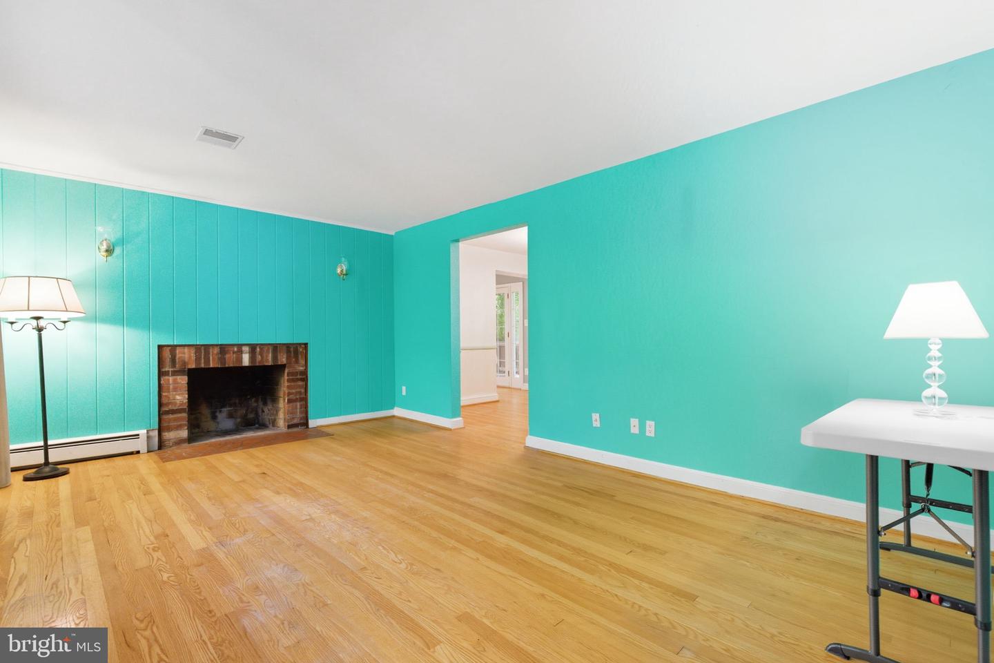 4208 DUNCAN DR, ANNANDALE, Virginia 22003, 5 Bedrooms Bedrooms, ,3 BathroomsBathrooms,Residential,For sale,4208 DUNCAN DR,VAFX2272354 MLS # VAFX2272354
