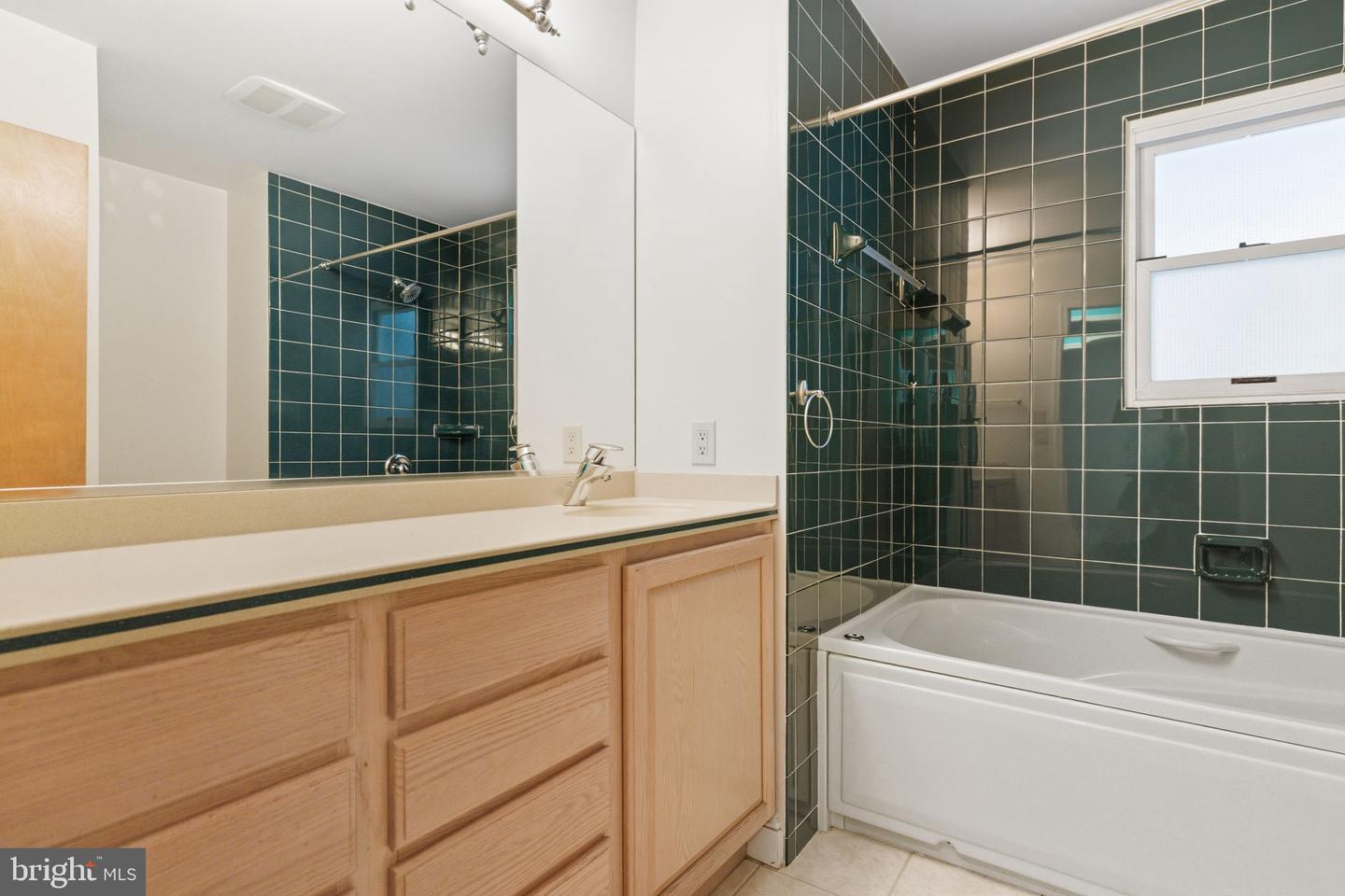 4208 DUNCAN DR, ANNANDALE, Virginia 22003, 5 Bedrooms Bedrooms, ,3 BathroomsBathrooms,Residential,For sale,4208 DUNCAN DR,VAFX2272354 MLS # VAFX2272354