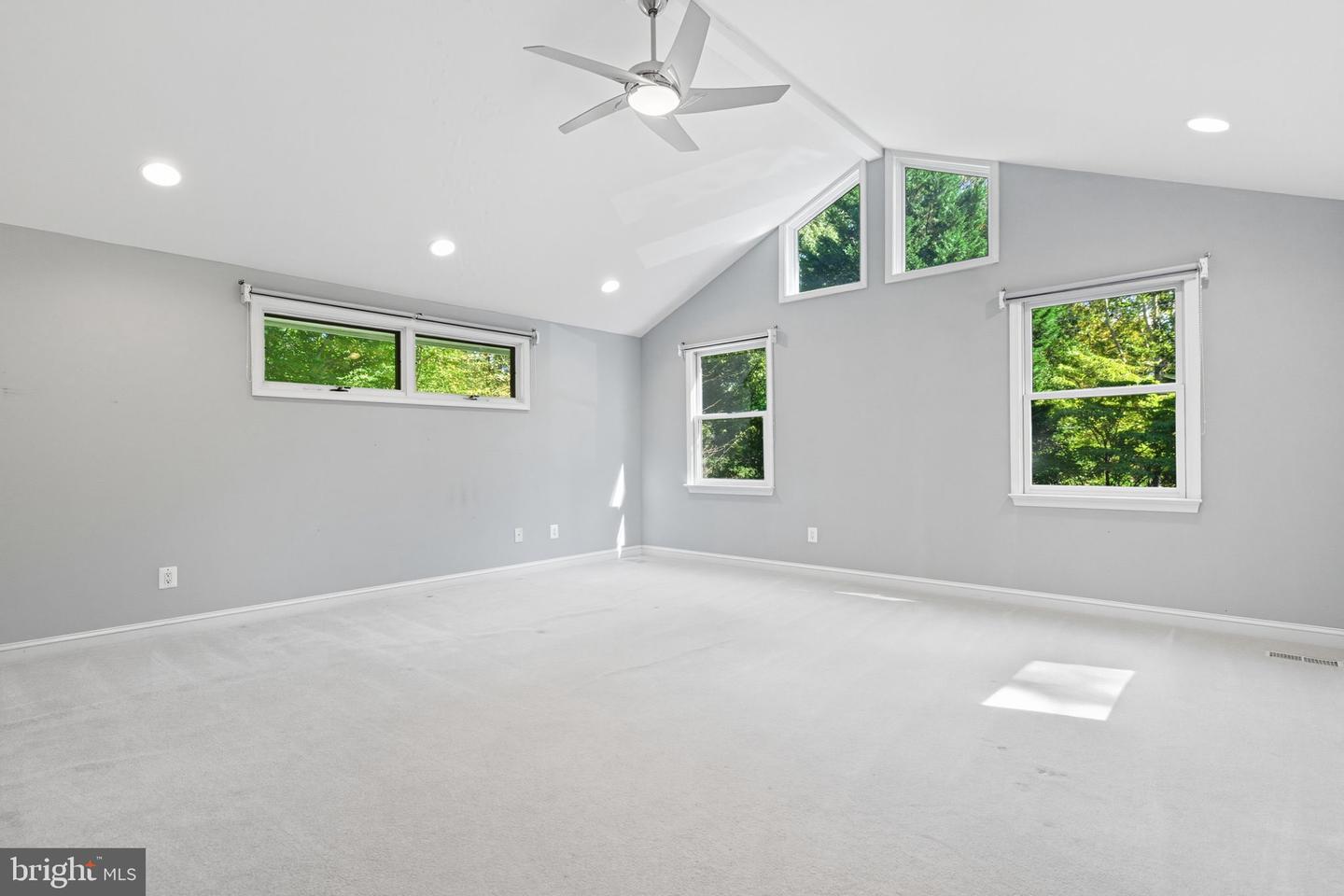 4208 DUNCAN DR, ANNANDALE, Virginia 22003, 5 Bedrooms Bedrooms, ,3 BathroomsBathrooms,Residential,For sale,4208 DUNCAN DR,VAFX2272354 MLS # VAFX2272354