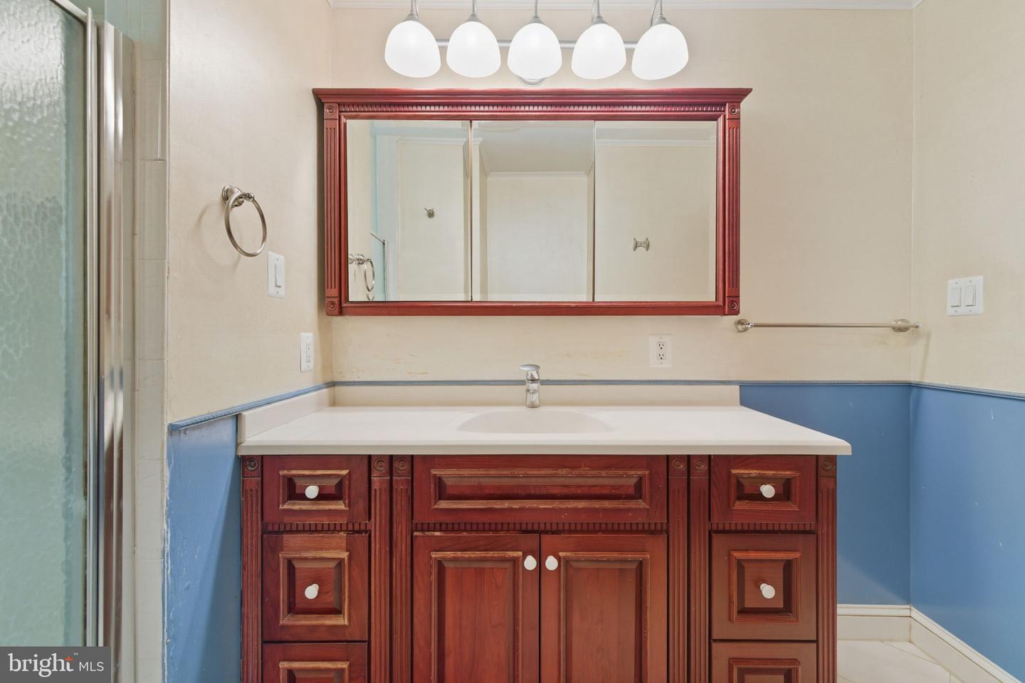 4208 DUNCAN DR, ANNANDALE, Virginia 22003, 5 Bedrooms Bedrooms, ,3 BathroomsBathrooms,Residential,For sale,4208 DUNCAN DR,VAFX2272354 MLS # VAFX2272354