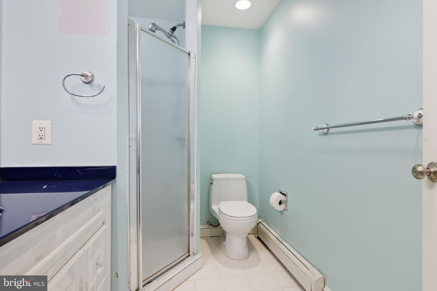 4208 DUNCAN DR, ANNANDALE, Virginia 22003, 5 Bedrooms Bedrooms, ,3 BathroomsBathrooms,Residential,For sale,4208 DUNCAN DR,VAFX2272354 MLS # VAFX2272354