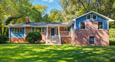 4208 DUNCAN DR, ANNANDALE, Virginia 22003, 5 Bedrooms Bedrooms, ,3 BathroomsBathrooms,Residential,For sale,4208 DUNCAN DR,VAFX2272354 MLS # VAFX2272354