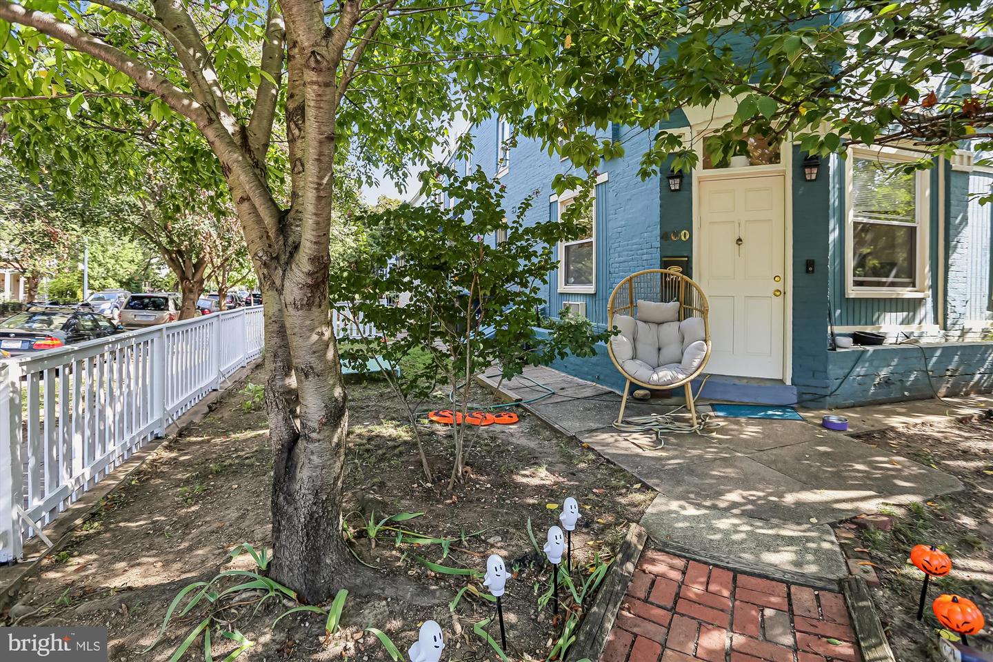 400 15TH ST SE, WASHINGTON, District Of Columbia 20003, 4 Bedrooms Bedrooms, ,2 BathroomsBathrooms,Residential,For sale,400 15TH ST SE,DCDC2225294 MLS # DCDC2225294