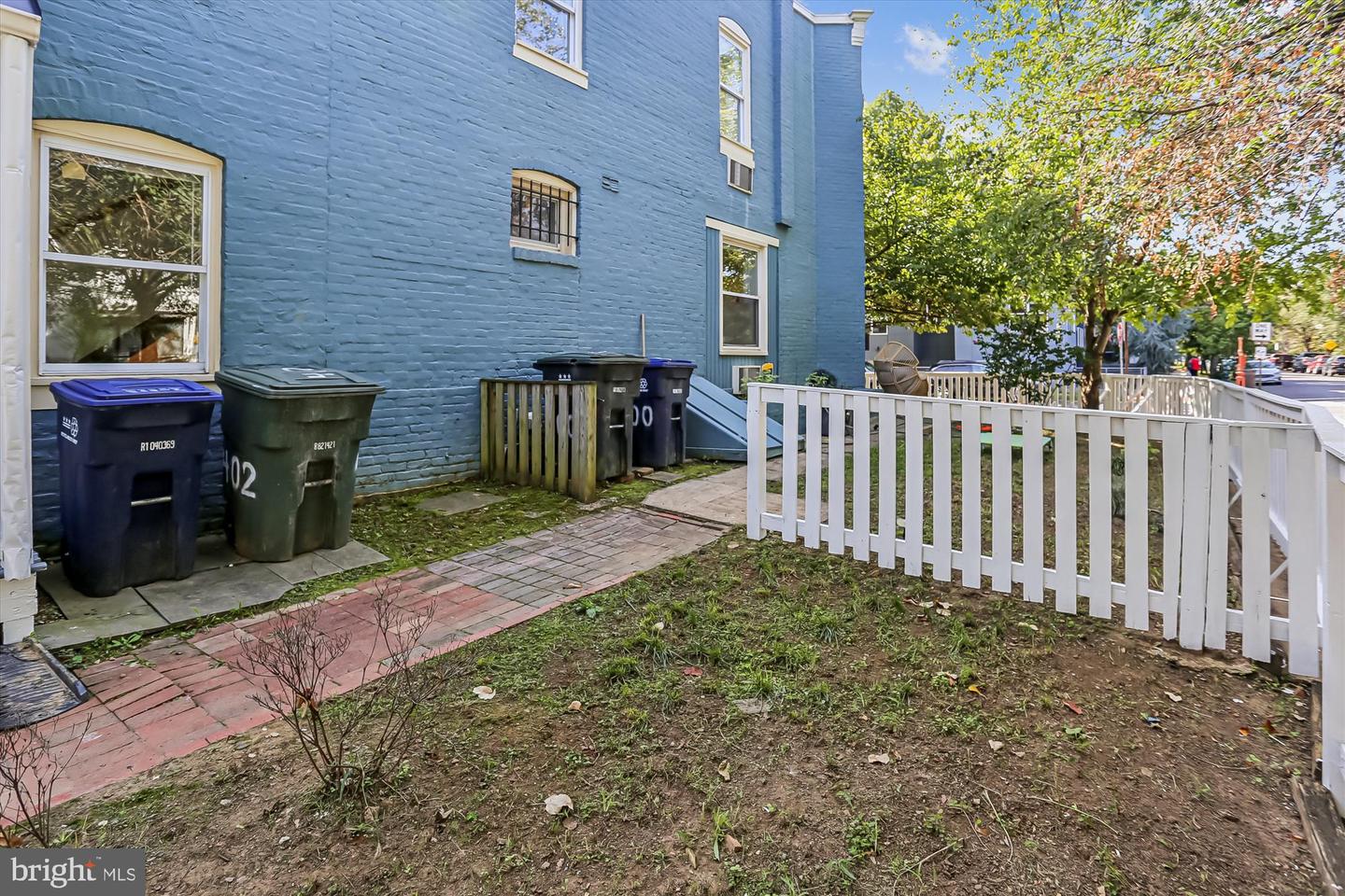 400 15TH ST SE, WASHINGTON, District Of Columbia 20003, 4 Bedrooms Bedrooms, ,2 BathroomsBathrooms,Residential,For sale,400 15TH ST SE,DCDC2225294 MLS # DCDC2225294