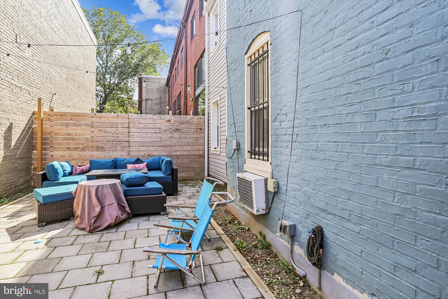 400 15TH ST SE, WASHINGTON, District Of Columbia 20003, 4 Bedrooms Bedrooms, ,2 BathroomsBathrooms,Residential,For sale,400 15TH ST SE,DCDC2225294 MLS # DCDC2225294
