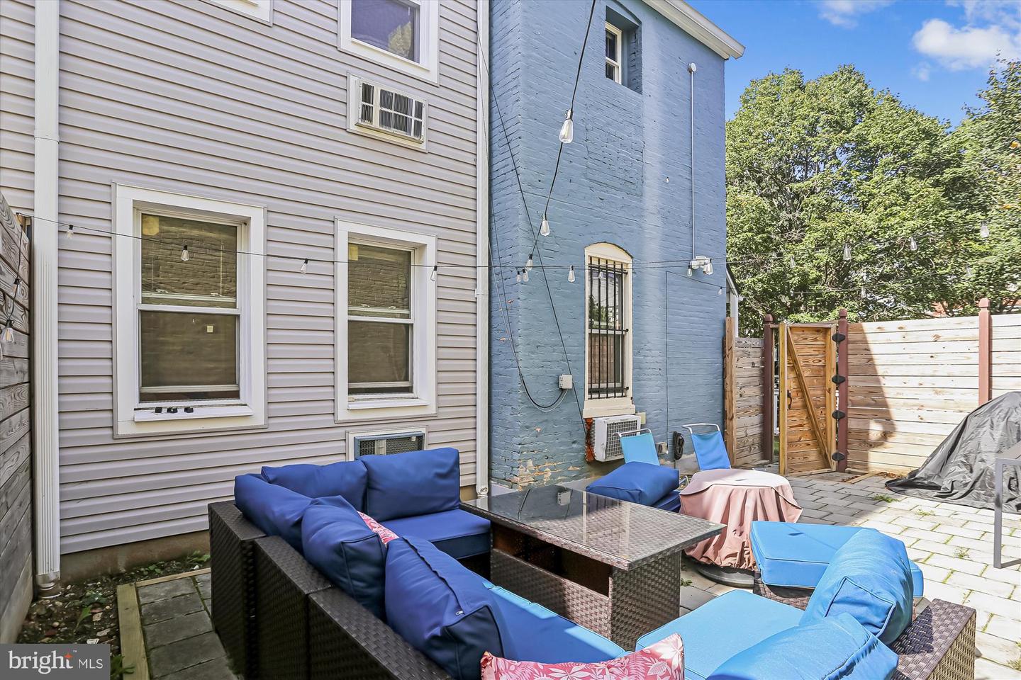 400 15TH ST SE, WASHINGTON, District Of Columbia 20003, 4 Bedrooms Bedrooms, ,2 BathroomsBathrooms,Residential,For sale,400 15TH ST SE,DCDC2225294 MLS # DCDC2225294