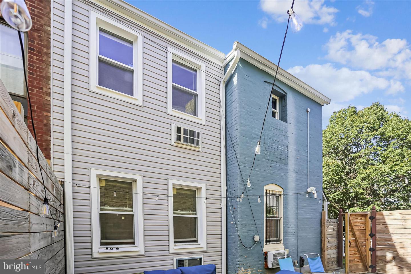 400 15TH ST SE, WASHINGTON, District Of Columbia 20003, 4 Bedrooms Bedrooms, ,2 BathroomsBathrooms,Residential,For sale,400 15TH ST SE,DCDC2225294 MLS # DCDC2225294