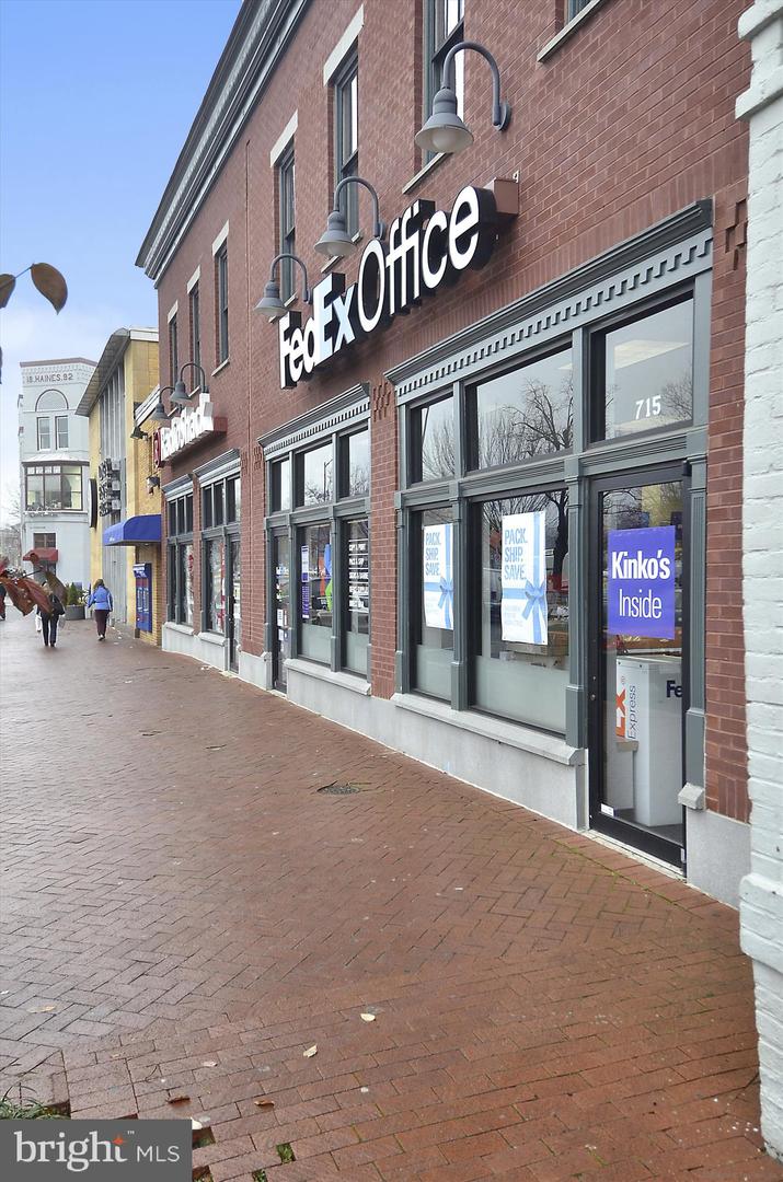 400 15TH ST SE, WASHINGTON, District Of Columbia 20003, 4 Bedrooms Bedrooms, ,2 BathroomsBathrooms,Residential,For sale,400 15TH ST SE,DCDC2225294 MLS # DCDC2225294