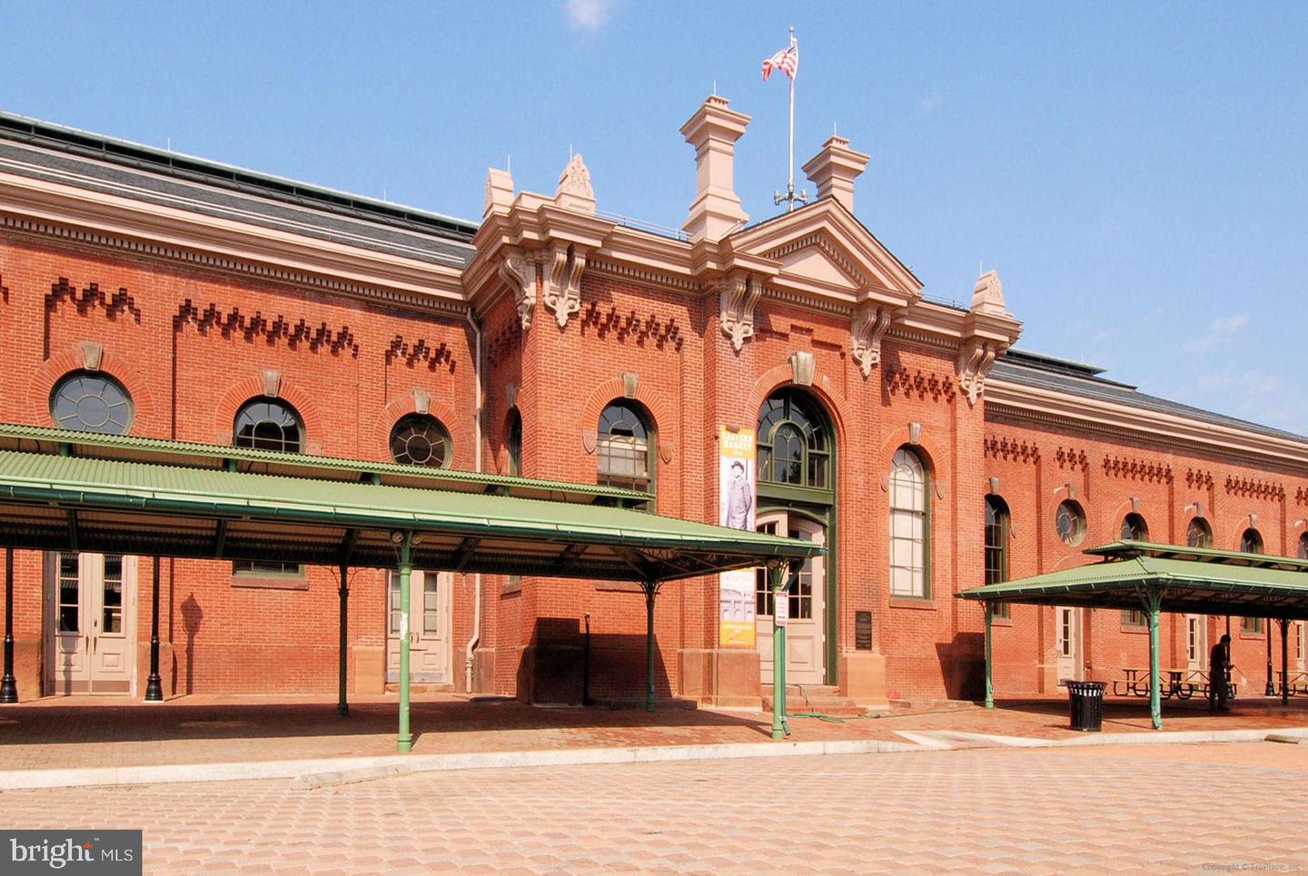 400 15TH ST SE, WASHINGTON, District Of Columbia 20003, 4 Bedrooms Bedrooms, ,2 BathroomsBathrooms,Residential,For sale,400 15TH ST SE,DCDC2225294 MLS # DCDC2225294