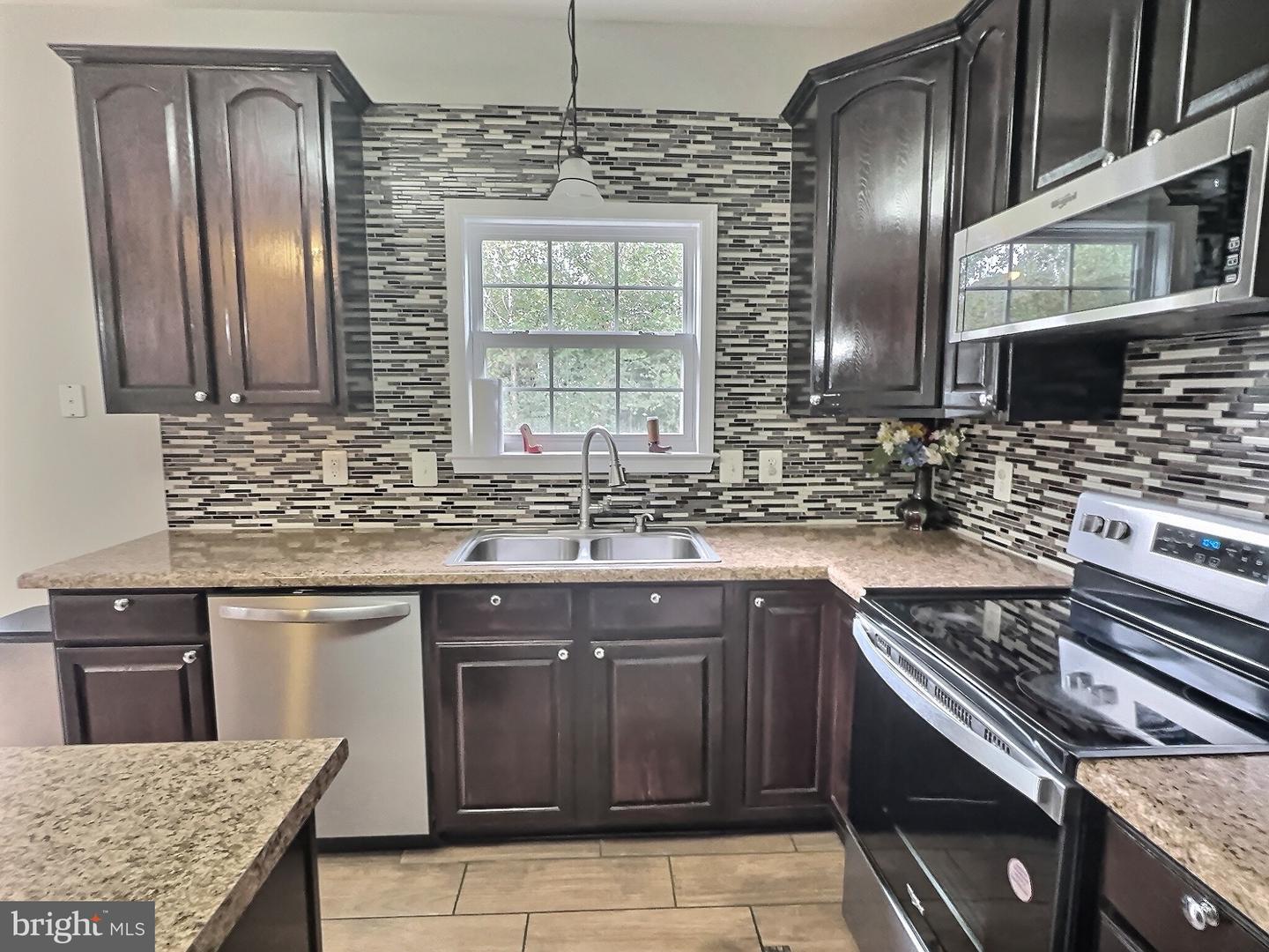 648 WINDERMERE DR, CULPEPER, Virginia 22701, 4 Bedrooms Bedrooms, ,2 BathroomsBathrooms,Residential,For sale,648 WINDERMERE DR,VACU2011734 MLS # VACU2011734