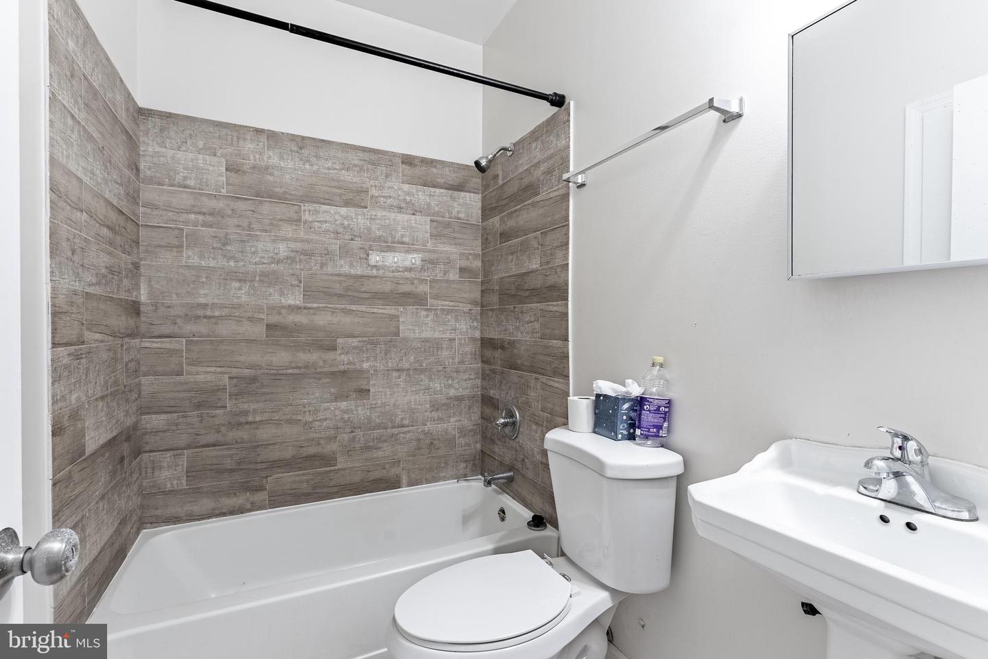 6003 EADS ST NE, WASHINGTON, District Of Columbia 20019, 9 Bedrooms Bedrooms, ,6 BathroomsBathrooms,Residential,For sale,6003 EADS ST NE,DCDC2225408 MLS # DCDC2225408