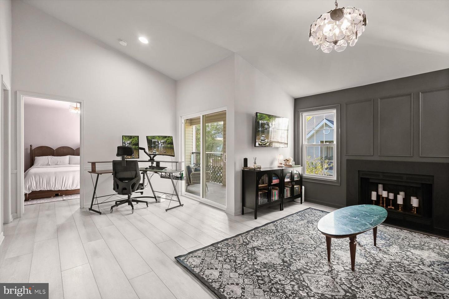 3308 WYNDHAM CIR #323, ALEXANDRIA, Virginia 22302, 1 Bedroom Bedrooms, 2 Rooms Rooms,1 BathroomBathrooms,Residential,For sale,3308 WYNDHAM CIR #323,VAAX2050502 MLS # VAAX2050502