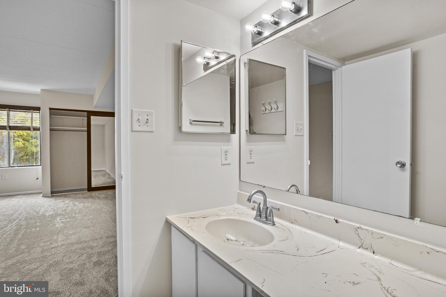 6300 STEVENSON AVE #615, ALEXANDRIA, Virginia 22304, 2 Bedrooms Bedrooms, ,2 BathroomsBathrooms,Residential,For sale,6300 STEVENSON AVE #615,VAAX2050508 MLS # VAAX2050508