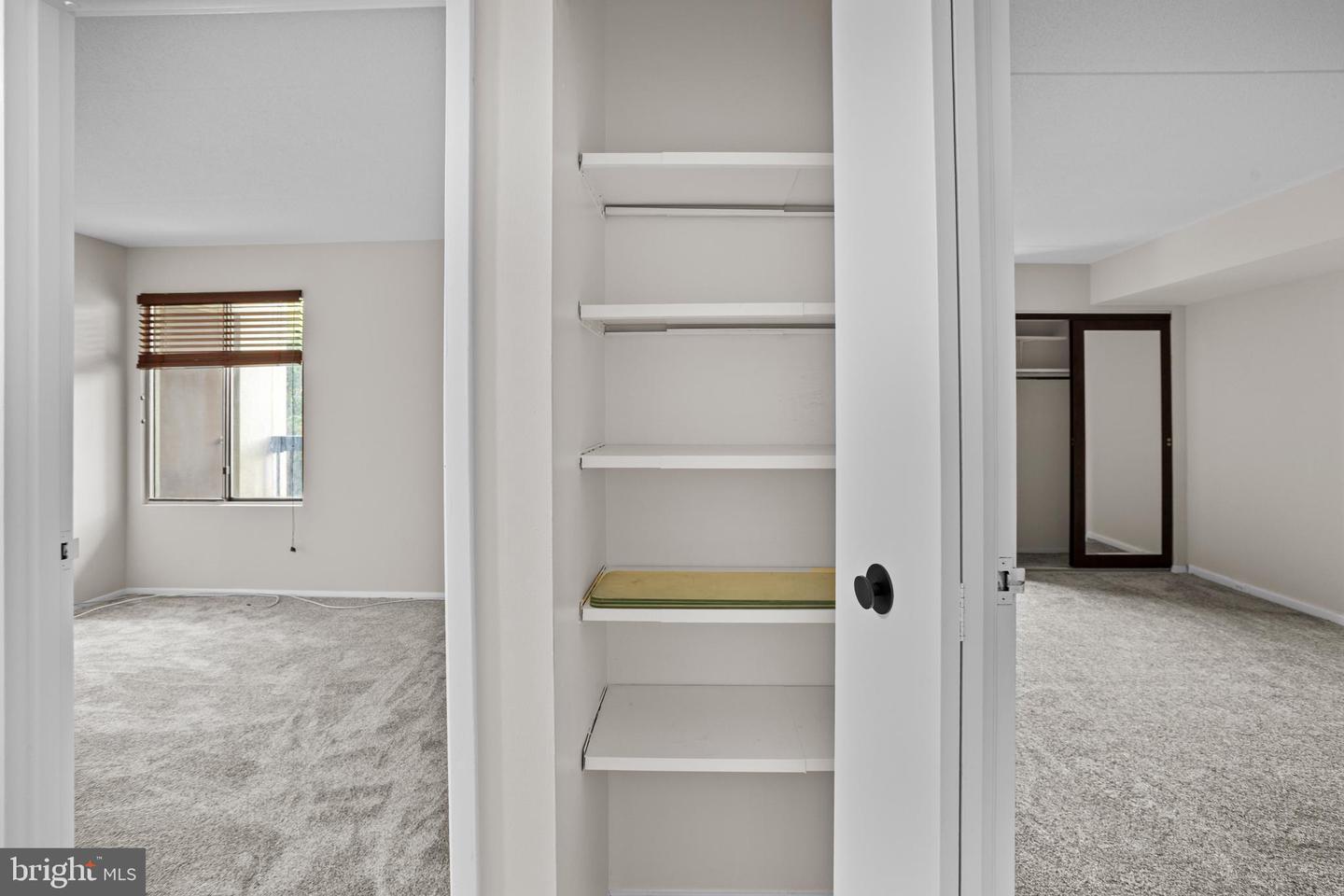 6300 STEVENSON AVE #615, ALEXANDRIA, Virginia 22304, 2 Bedrooms Bedrooms, ,2 BathroomsBathrooms,Residential,For sale,6300 STEVENSON AVE #615,VAAX2050508 MLS # VAAX2050508