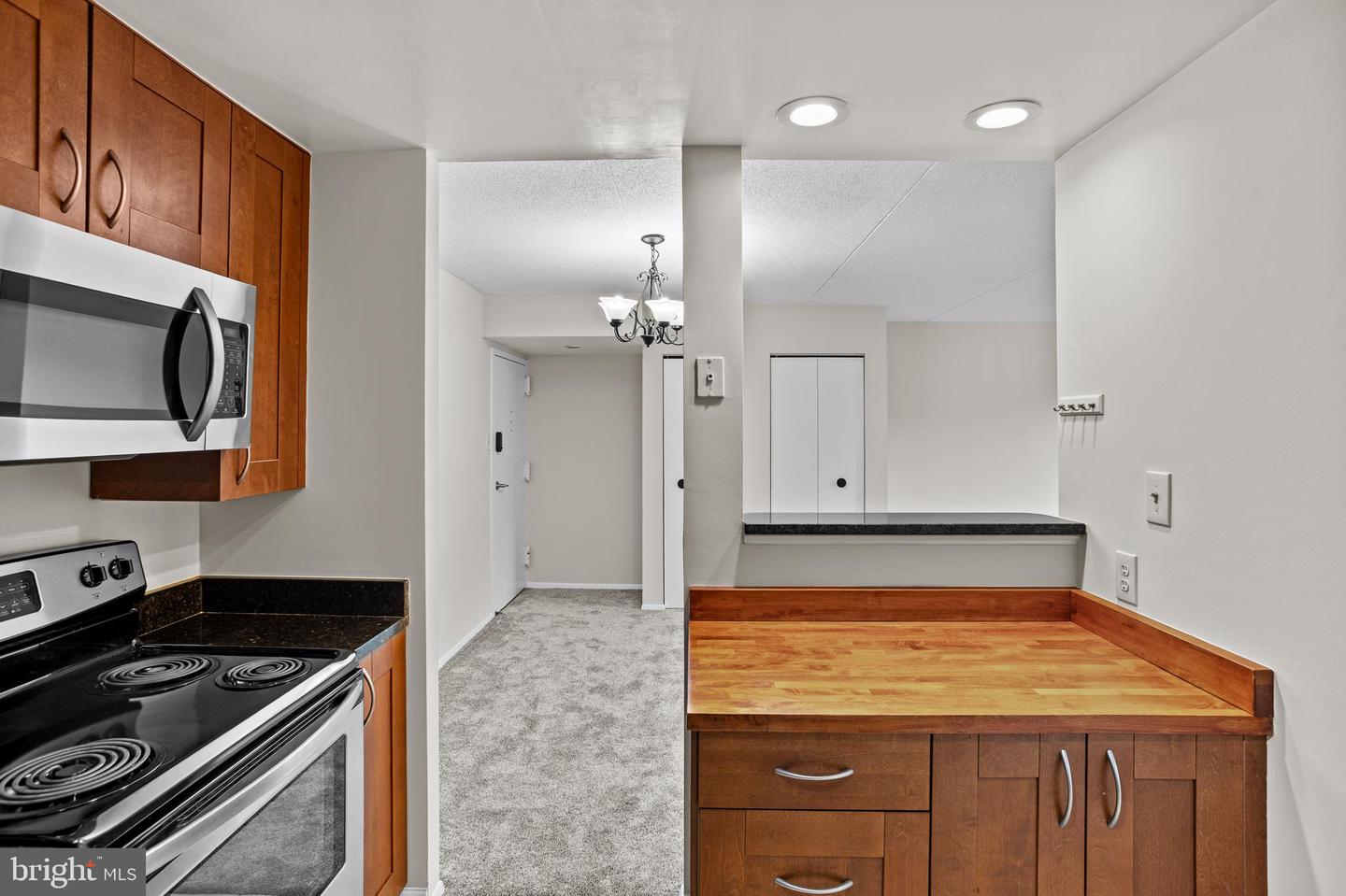 6300 STEVENSON AVE #615, ALEXANDRIA, Virginia 22304, 2 Bedrooms Bedrooms, ,2 BathroomsBathrooms,Residential,For sale,6300 STEVENSON AVE #615,VAAX2050508 MLS # VAAX2050508