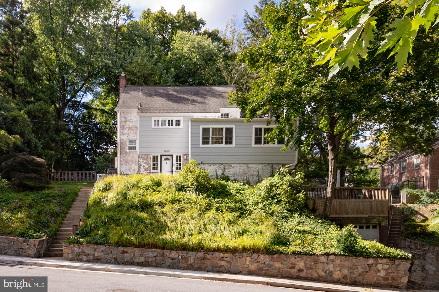 2460 N UTAH ST, ARLINGTON, Virginia 22207, 3 Bedrooms Bedrooms, ,2 BathroomsBathrooms,Residential,For sale,2460 N UTAH ST,VAAR2064576 MLS # VAAR2064576
