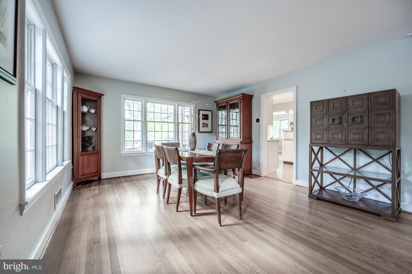2460 N UTAH ST, ARLINGTON, Virginia 22207, 3 Bedrooms Bedrooms, ,2 BathroomsBathrooms,Residential,For sale,2460 N UTAH ST,VAAR2064576 MLS # VAAR2064576