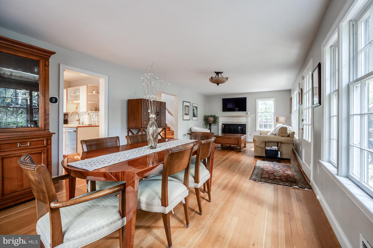 2460 N UTAH ST, ARLINGTON, Virginia 22207, 3 Bedrooms Bedrooms, ,2 BathroomsBathrooms,Residential,For sale,2460 N UTAH ST,VAAR2064576 MLS # VAAR2064576