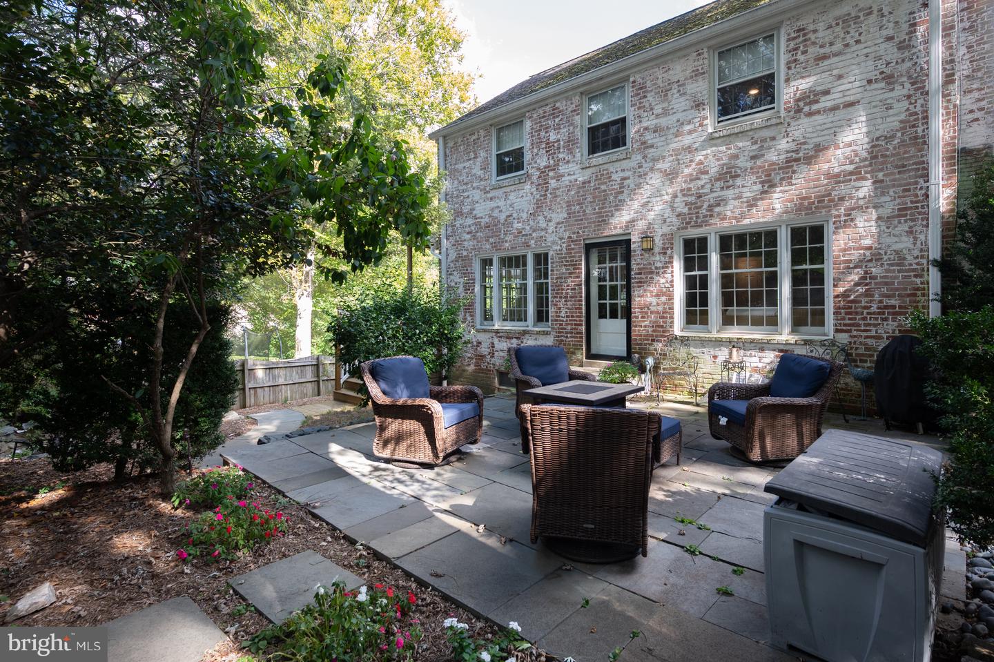 2460 N UTAH ST, ARLINGTON, Virginia 22207, 3 Bedrooms Bedrooms, ,2 BathroomsBathrooms,Residential,For sale,2460 N UTAH ST,VAAR2064576 MLS # VAAR2064576