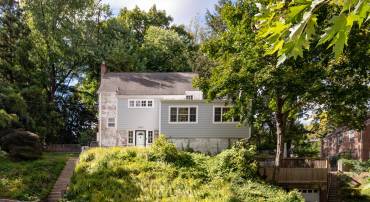 2460 N UTAH ST, ARLINGTON, Virginia 22207, 3 Bedrooms Bedrooms, ,2 BathroomsBathrooms,Residential,For sale,2460 N UTAH ST,VAAR2064576 MLS # VAAR2064576