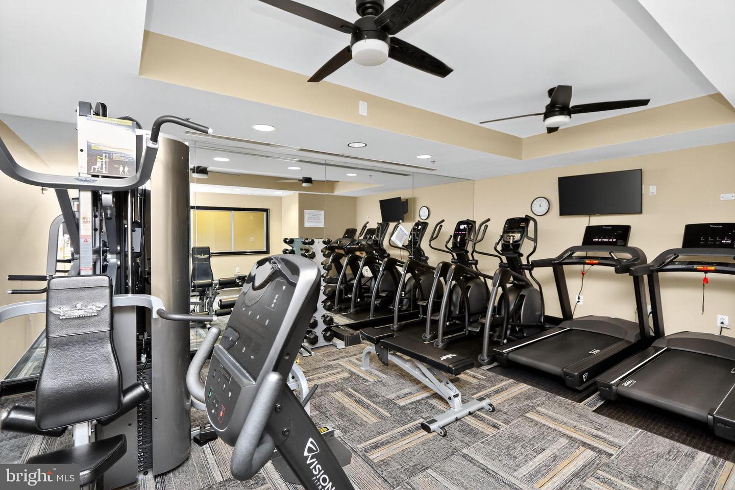 485 HARBOR SIDE ST #407, WOODBRIDGE, Virginia 22191, 2 Bedrooms Bedrooms, 4 Rooms Rooms,2 BathroomsBathrooms,Residential,For sale,485 HARBOR SIDE ST #407,VAPW2105434 MLS # VAPW2105434