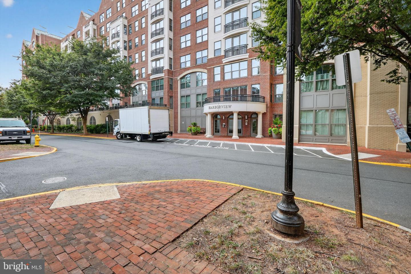 485 HARBOR SIDE ST #407, WOODBRIDGE, Virginia 22191, 2 Bedrooms Bedrooms, 4 Rooms Rooms,2 BathroomsBathrooms,Residential,For sale,485 HARBOR SIDE ST #407,VAPW2105434 MLS # VAPW2105434