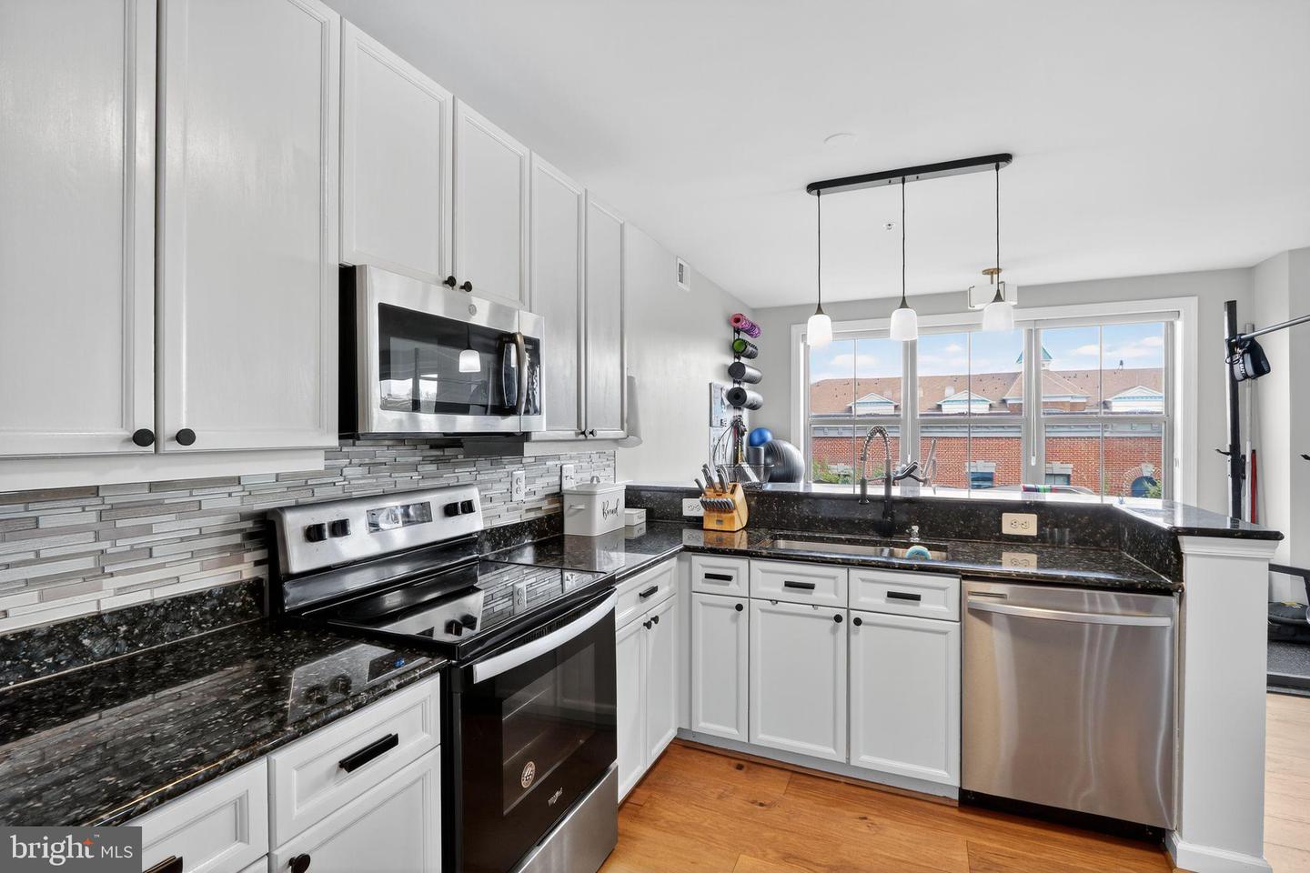 485 HARBOR SIDE ST #407, WOODBRIDGE, Virginia 22191, 2 Bedrooms Bedrooms, 4 Rooms Rooms,2 BathroomsBathrooms,Residential,For sale,485 HARBOR SIDE ST #407,VAPW2105434 MLS # VAPW2105434