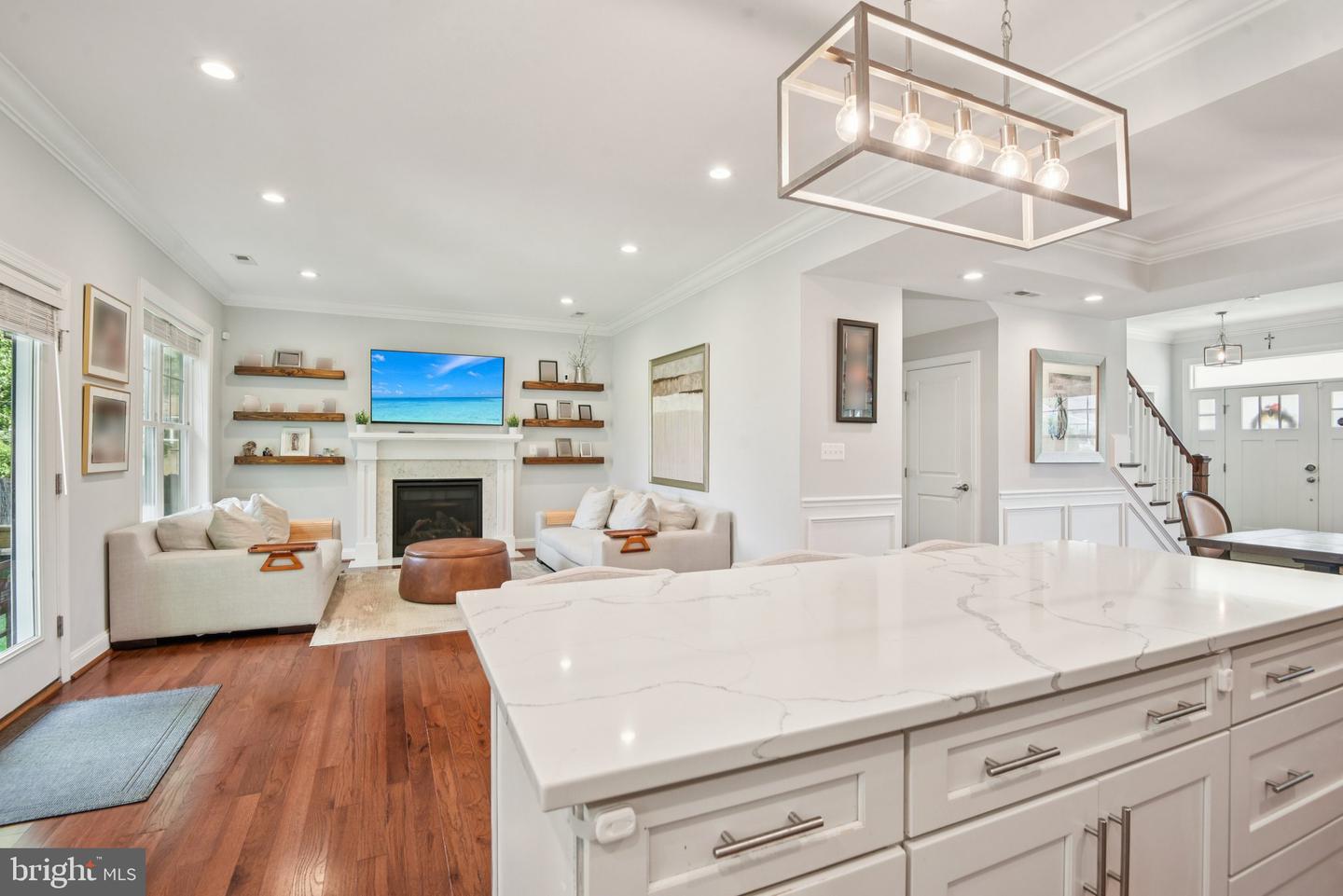 6938 WESTON RD, FALLS CHURCH, Virginia 22042, 5 Bedrooms Bedrooms, ,4 BathroomsBathrooms,Residential,For sale,6938 WESTON RD,VAFX2272892 MLS # VAFX2272892