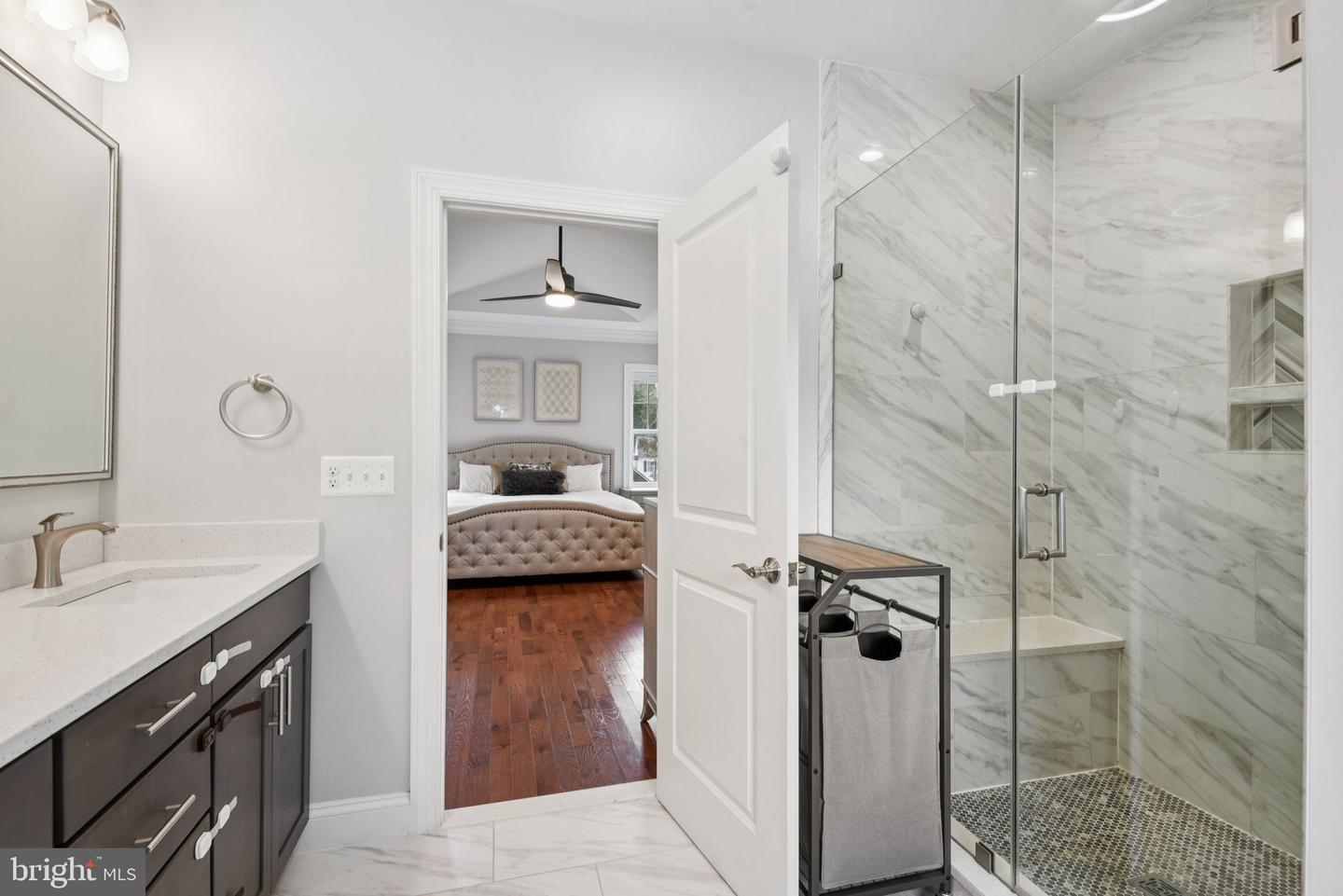 6938 WESTON RD, FALLS CHURCH, Virginia 22042, 5 Bedrooms Bedrooms, ,4 BathroomsBathrooms,Residential,For sale,6938 WESTON RD,VAFX2272892 MLS # VAFX2272892