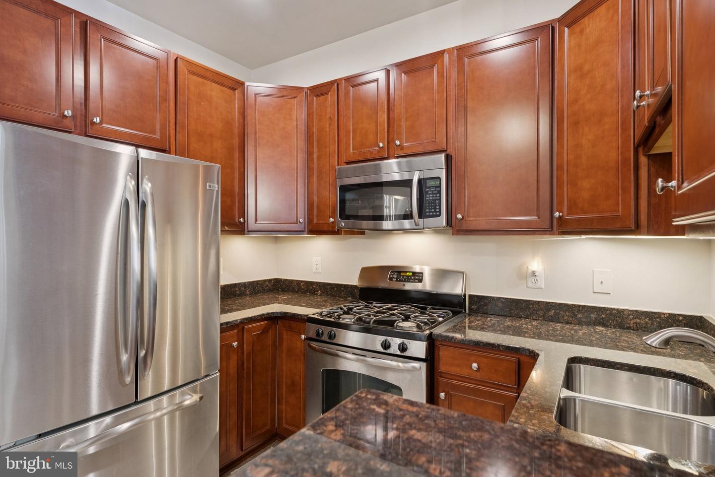 15227 LANCASHIRE DR, WOODBRIDGE, Virginia 22191, 2 Bedrooms Bedrooms, ,2 BathroomsBathrooms,Residential,For sale,15227 LANCASHIRE DR,VAPW2105496 MLS # VAPW2105496