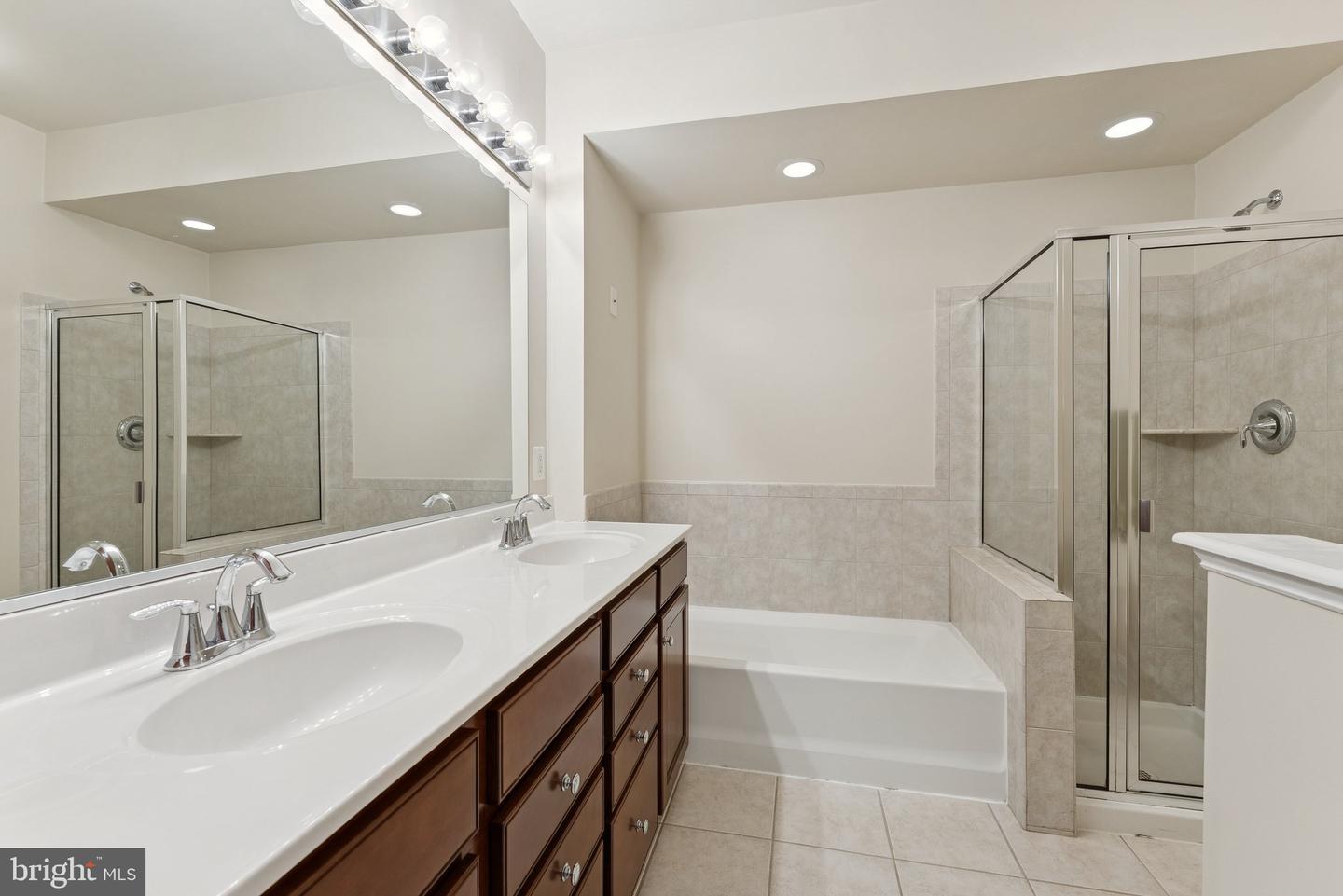 15227 LANCASHIRE DR, WOODBRIDGE, Virginia 22191, 2 Bedrooms Bedrooms, ,2 BathroomsBathrooms,Residential,For sale,15227 LANCASHIRE DR,VAPW2105496 MLS # VAPW2105496