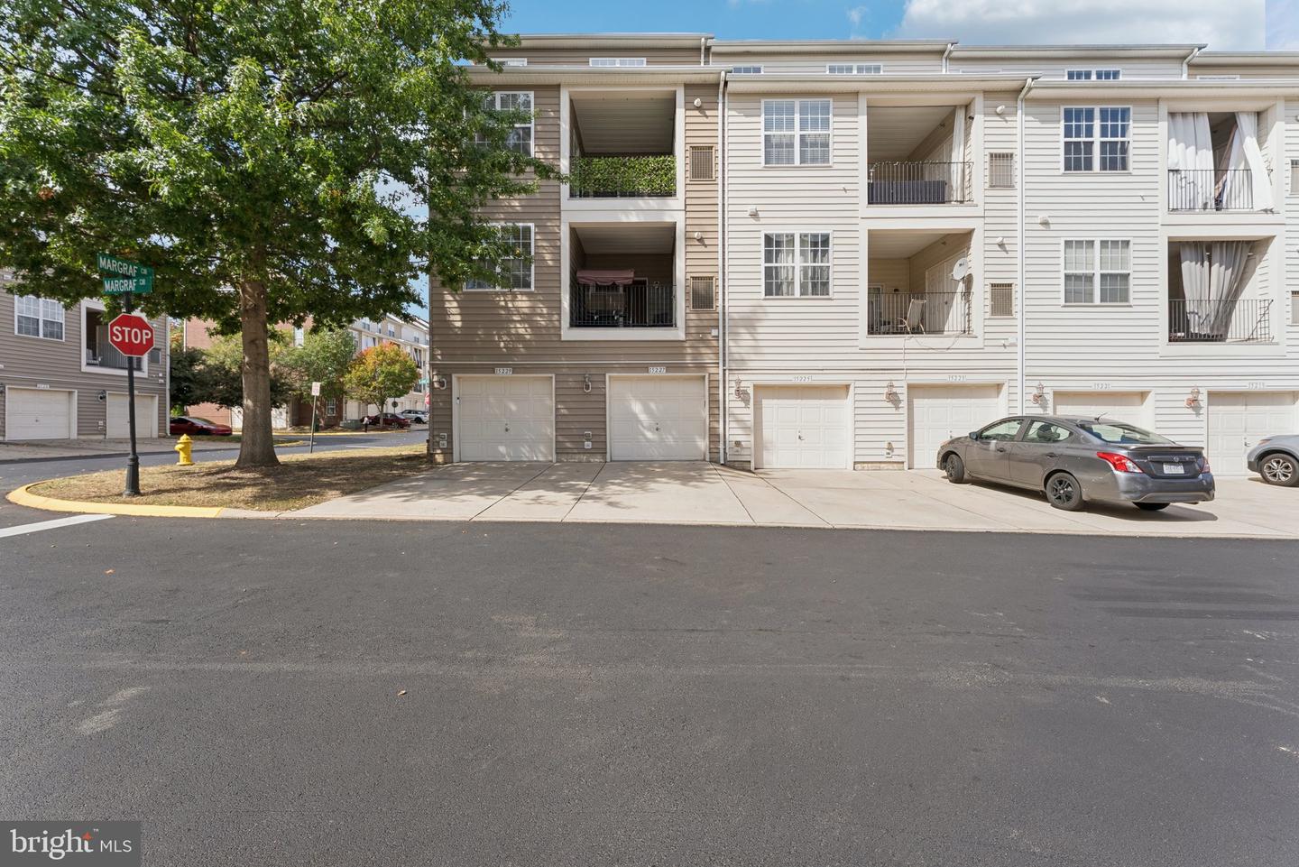 15227 LANCASHIRE DR, WOODBRIDGE, Virginia 22191, 2 Bedrooms Bedrooms, ,2 BathroomsBathrooms,Residential,For sale,15227 LANCASHIRE DR,VAPW2105496 MLS # VAPW2105496