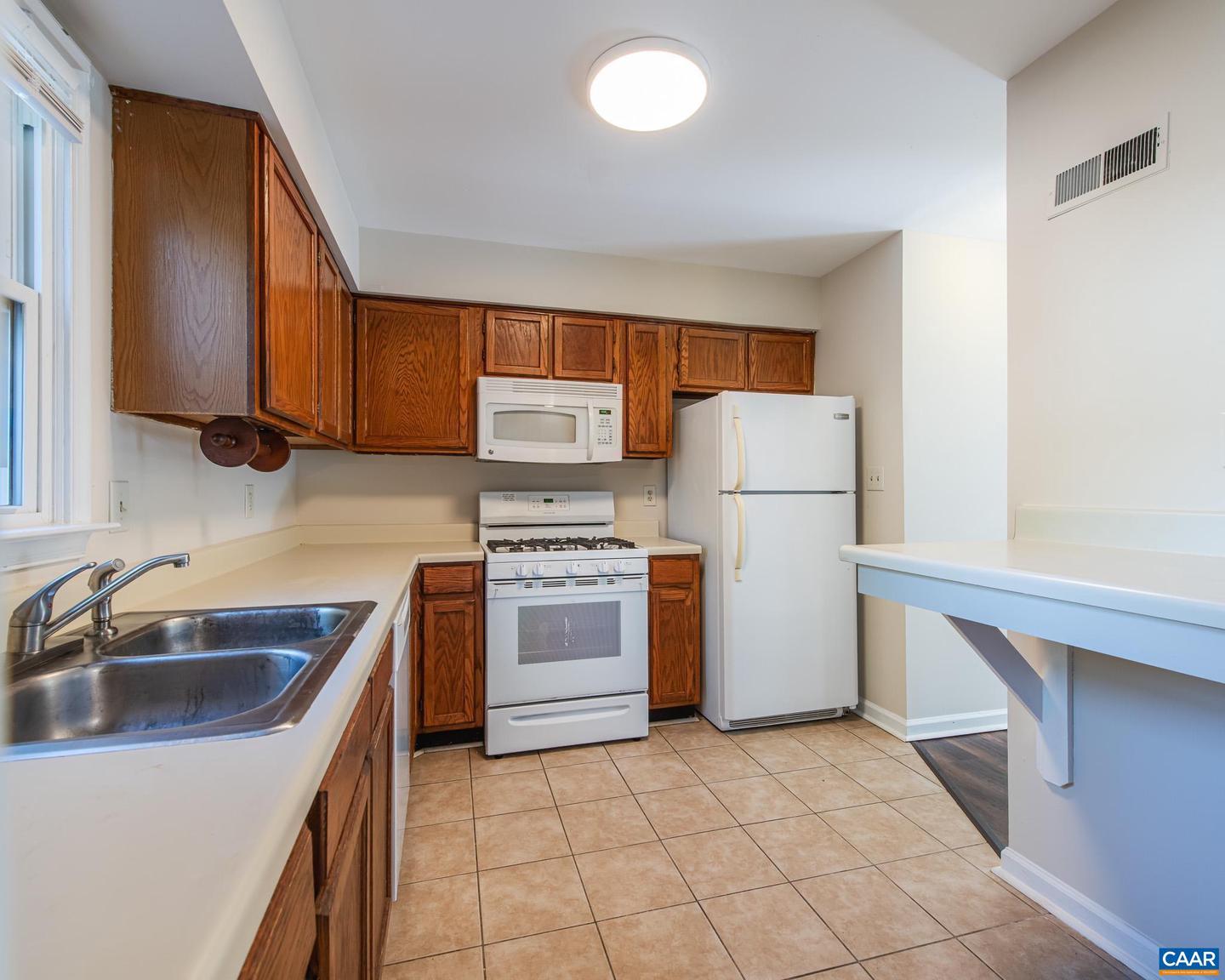 1421 MINOR RIDGE CT, CHARLOTTESVILLE, Virginia 22901, 3 Bedrooms Bedrooms, ,1 BathroomBathrooms,Residential,For sale,1421 MINOR RIDGE CT,669738 MLS # 669738