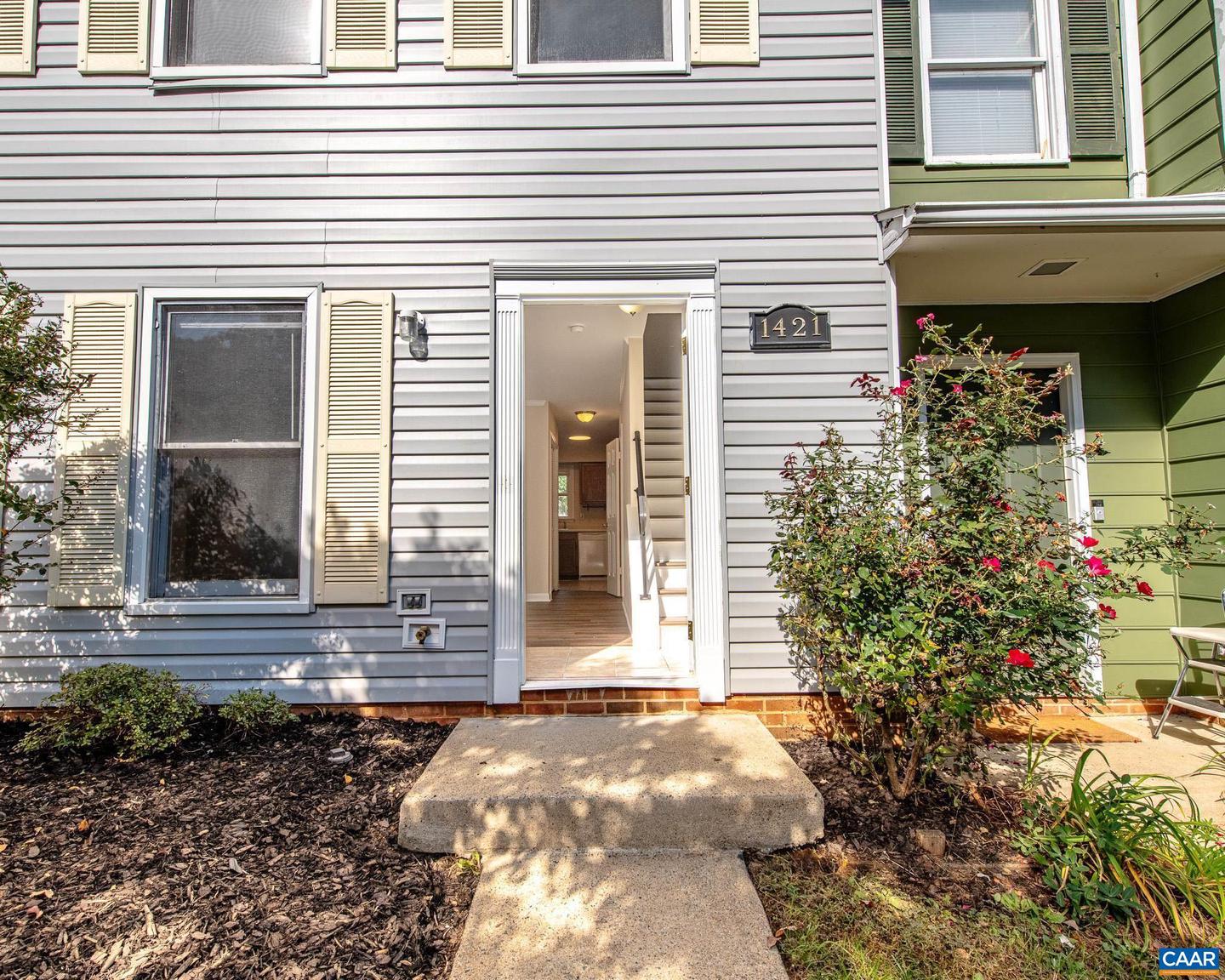 1421 MINOR RIDGE CT, CHARLOTTESVILLE, Virginia 22901, 3 Bedrooms Bedrooms, ,1 BathroomBathrooms,Residential,For sale,1421 MINOR RIDGE CT,669738 MLS # 669738