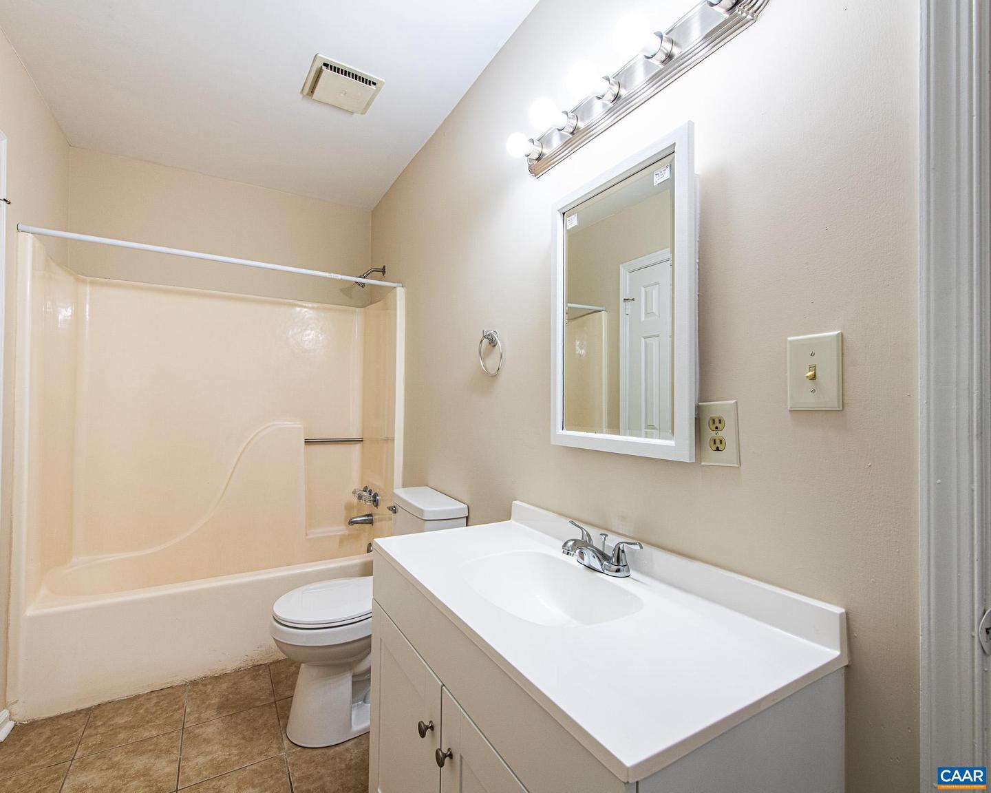 1421 MINOR RIDGE CT, CHARLOTTESVILLE, Virginia 22901, 3 Bedrooms Bedrooms, ,1 BathroomBathrooms,Residential,For sale,1421 MINOR RIDGE CT,669738 MLS # 669738