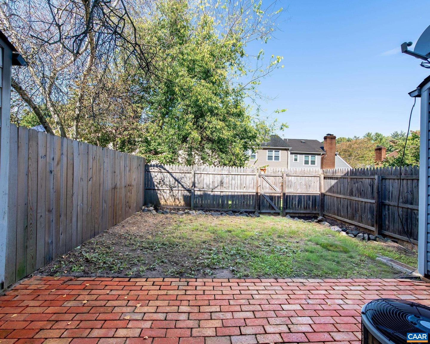 1421 MINOR RIDGE CT, CHARLOTTESVILLE, Virginia 22901, 3 Bedrooms Bedrooms, ,1 BathroomBathrooms,Residential,For sale,1421 MINOR RIDGE CT,669738 MLS # 669738
