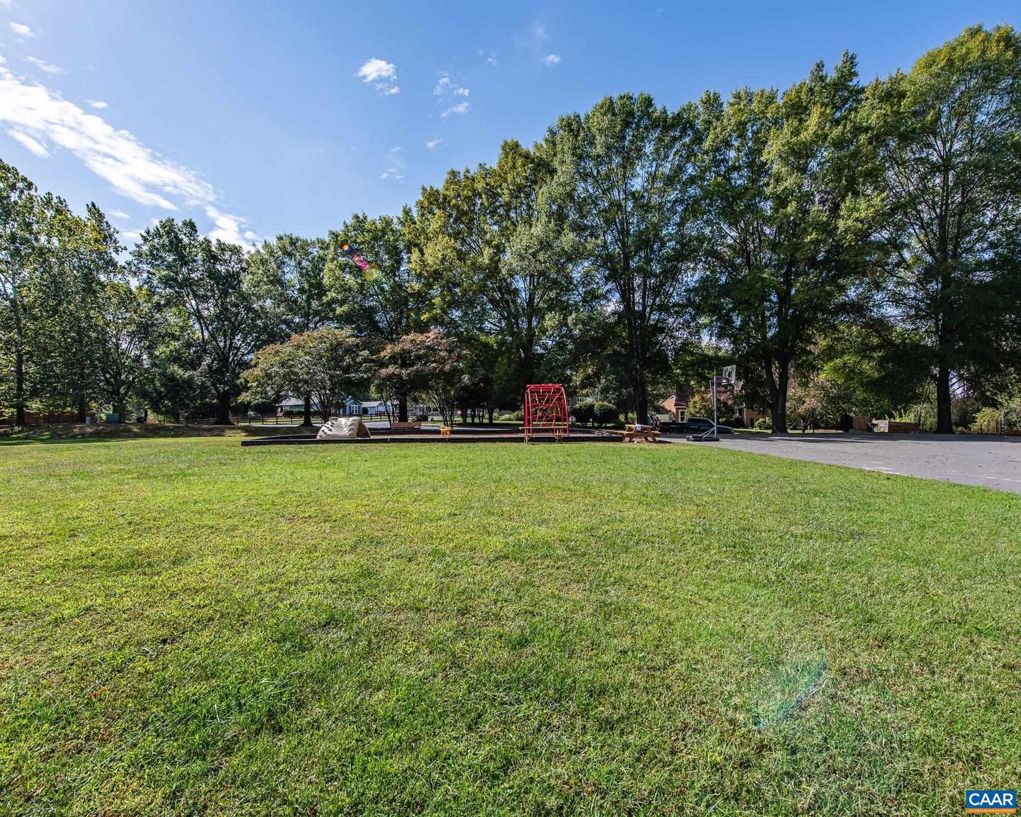 1421 MINOR RIDGE CT, CHARLOTTESVILLE, Virginia 22901, 3 Bedrooms Bedrooms, ,1 BathroomBathrooms,Residential,For sale,1421 MINOR RIDGE CT,669738 MLS # 669738
