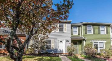 1421 MINOR RIDGE CT, CHARLOTTESVILLE, Virginia 22901, 3 Bedrooms Bedrooms, ,1 BathroomBathrooms,Residential,For sale,1421 MINOR RIDGE CT,669738 MLS # 669738