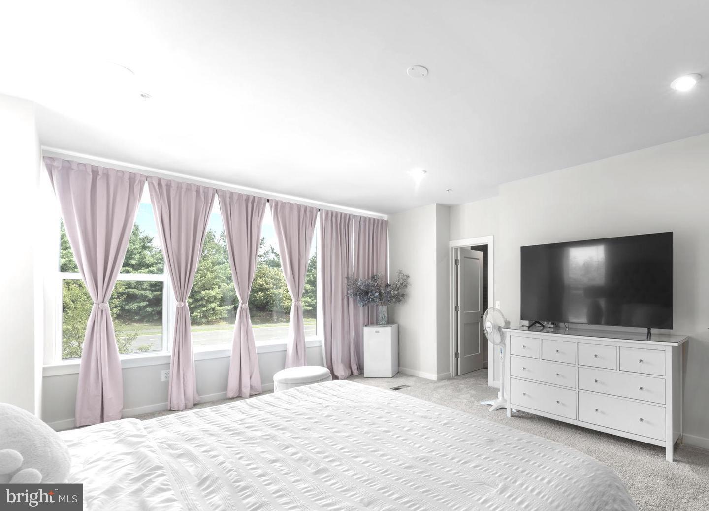 43785 TRANSIT SQ, ASHBURN, Virginia 20147, 3 Bedrooms Bedrooms, 8 Rooms Rooms,2 BathroomsBathrooms,Residential,For sale,43785 TRANSIT SQ,VALO2108356 MLS # VALO2108356 43785 TRANSIT SQ, ASHBURN, Virginia 20147, 3 Bedrooms Bedrooms, 8 Rooms Rooms,2 BathroomsBathrooms,Residential,For sale,43785 TRANSIT SQ,VALO2108356 MLS # VALO2108356