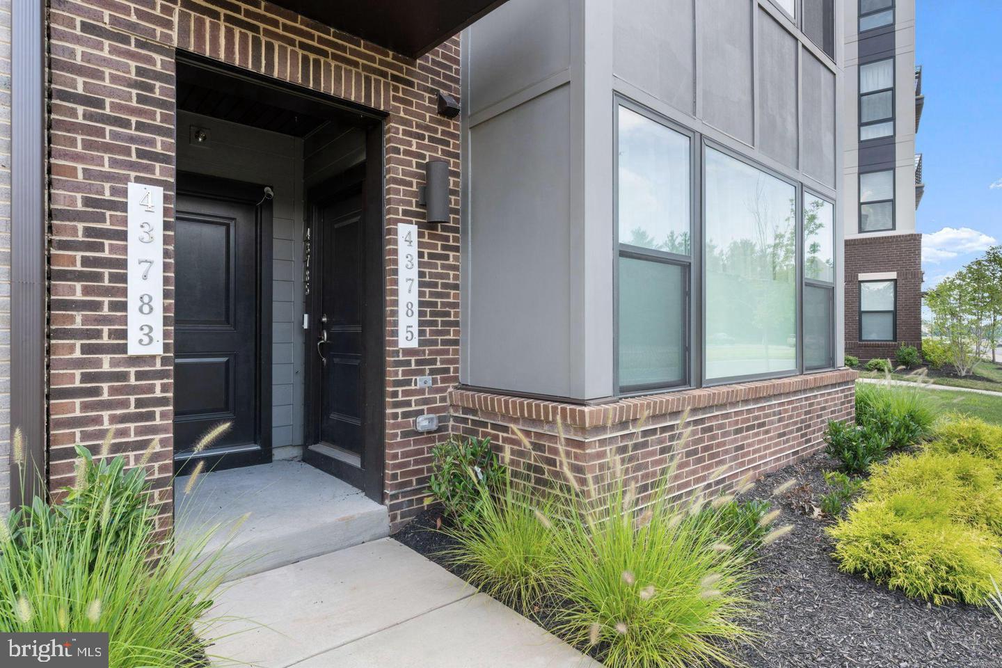 43785 TRANSIT SQ, ASHBURN, Virginia 20147, 3 Bedrooms Bedrooms, 8 Rooms Rooms,2 BathroomsBathrooms,Residential,For sale,43785 TRANSIT SQ,VALO2108356 MLS # VALO2108356 43785 TRANSIT SQ, ASHBURN, Virginia 20147, 3 Bedrooms Bedrooms, 8 Rooms Rooms,2 BathroomsBathrooms,Residential,For sale,43785 TRANSIT SQ,VALO2108356 MLS # VALO2108356