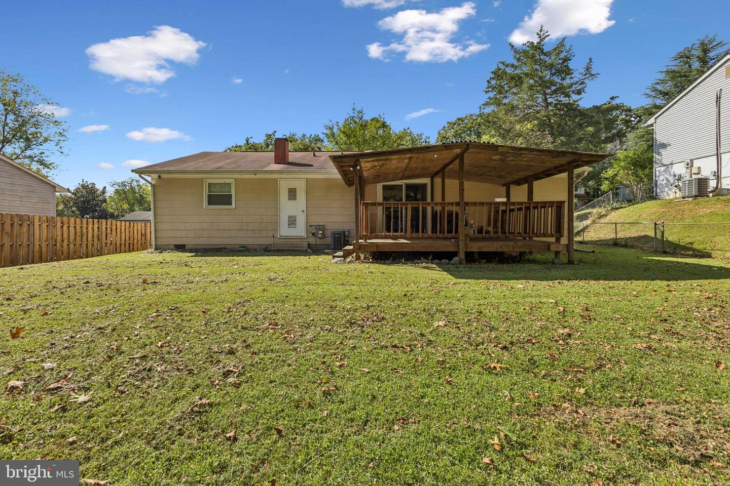 15209 CALEXICO LN, WOODBRIDGE, Virginia 22193, 3 Bedrooms Bedrooms, ,1 BathroomBathrooms,Residential,For sale,15209 CALEXICO LN,VAPW2105510 MLS # VAPW2105510